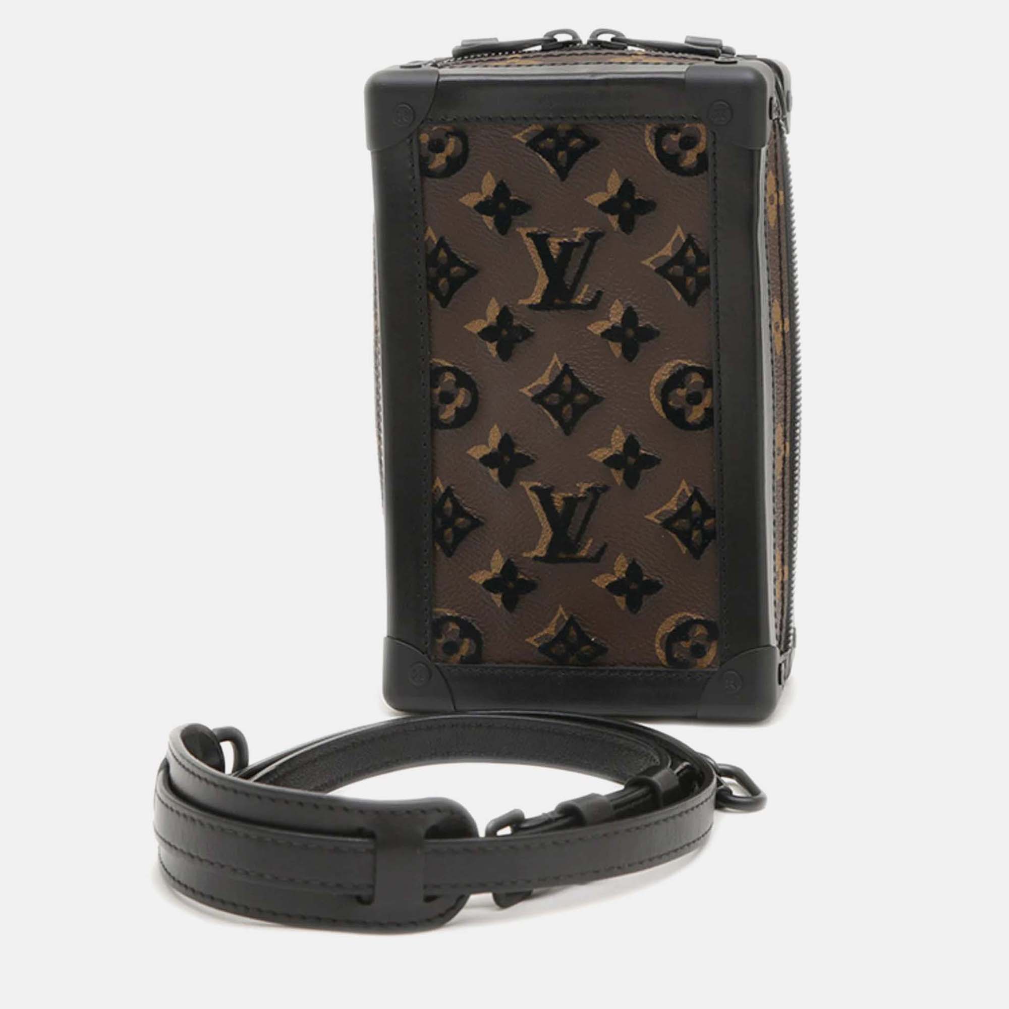 Louis Vuitton Monogram Tuftage Vertical Soft Trunk Shoulder Bag, Brown
Louis Vuitton Monogram Tuftage Vertical Soft Trunk Shoulder Bag, Brown