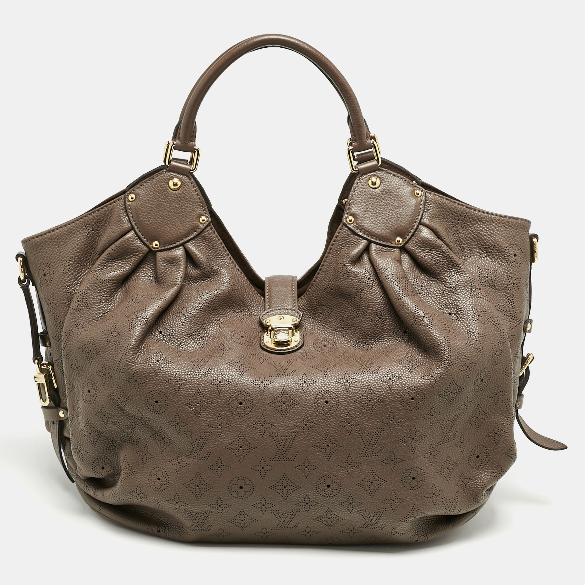 Louis Vuitton Gris Pearl Monogram Mahina Leather Surya Bag, Brown
Louis Vuitton Gris Pearl Monogram Mahina Leather Surya Bag, Brown