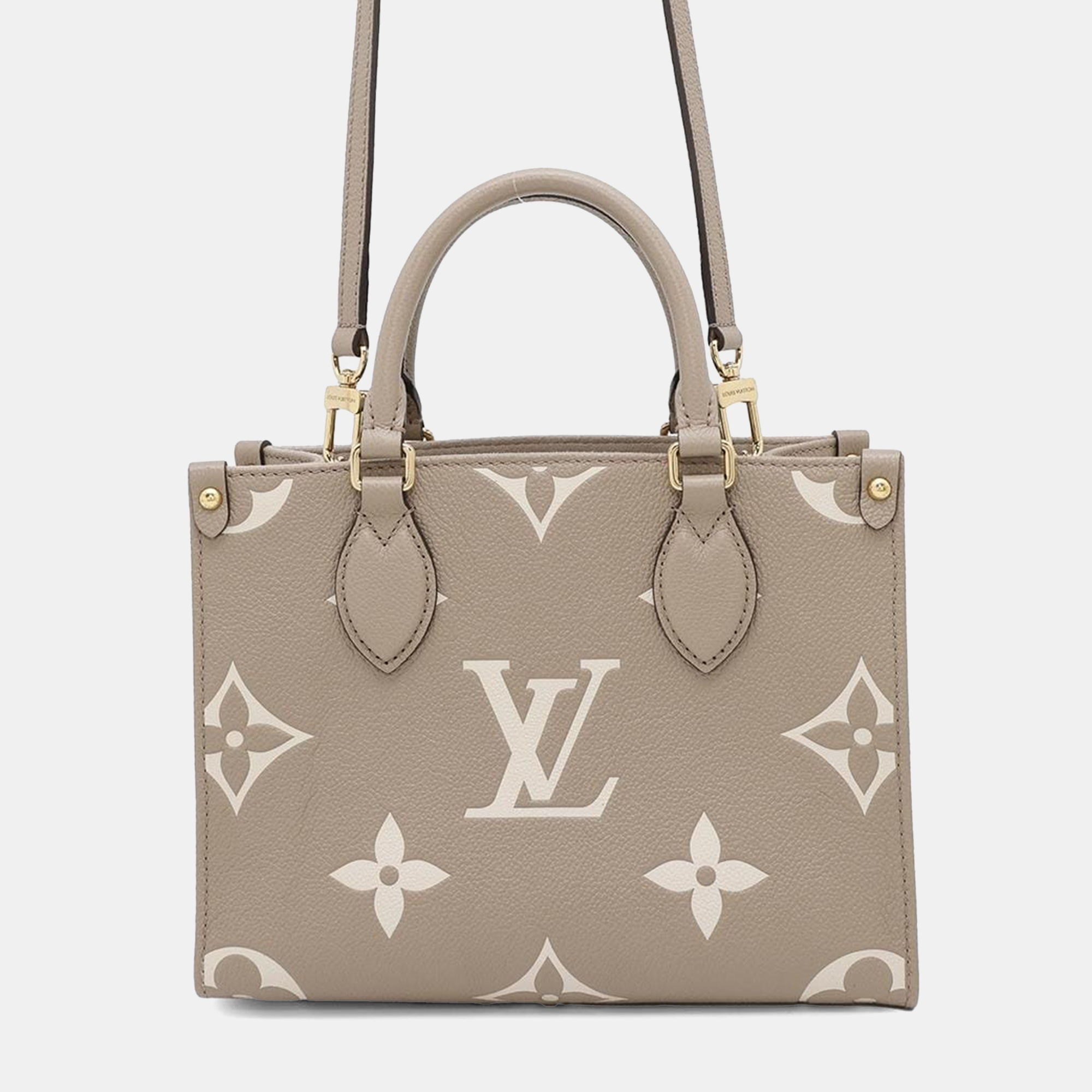 Louis Vuitton Onthego Tourterelle Claim Bicolor Monogram Empreinte Leather Monogram Giant Size PM, Beige
Louis Vuitton Onthego Tourterelle Claim Bicolor Monogram Empreinte Leather Monogram Giant Size PM, Beige
