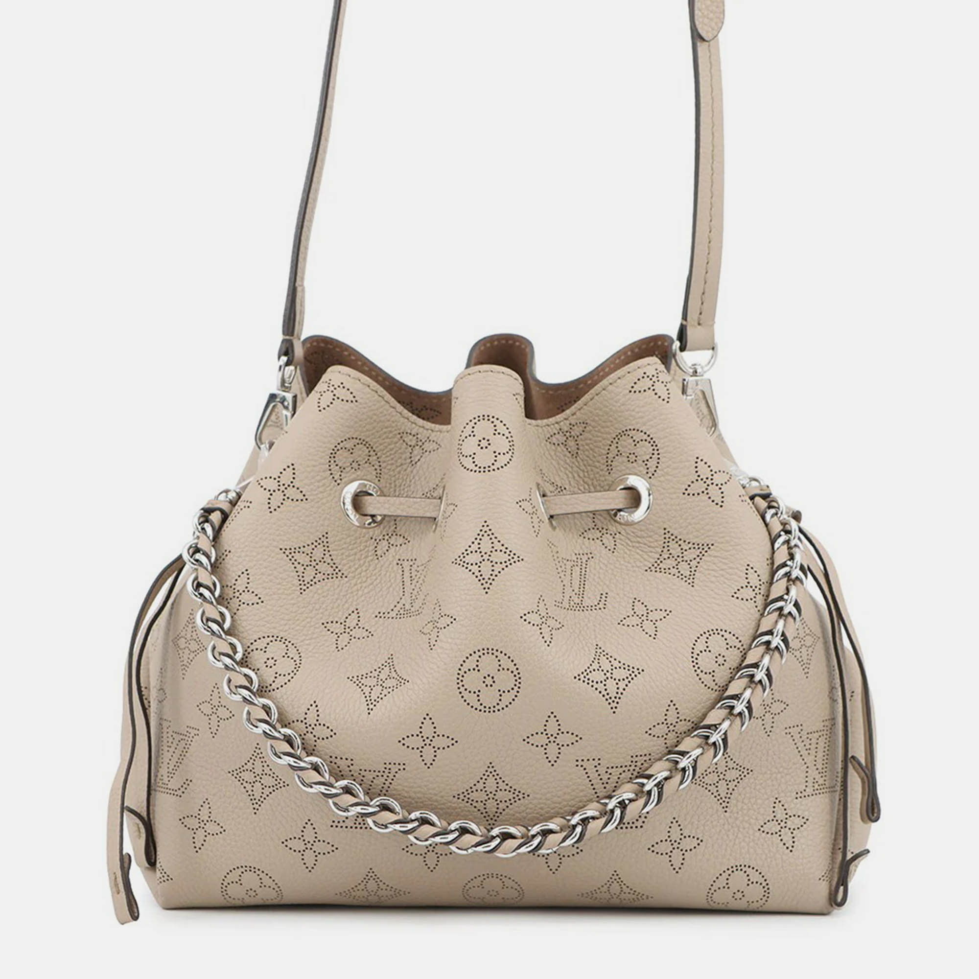 Louis Vuitton Bella Galet Monogram Mahina, Beige
Louis Vuitton Bella Galet Monogram Mahina, Beige