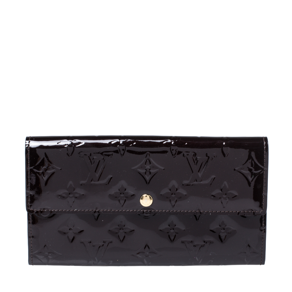 Image of Louis Vuitton Amarante Monogram Vernis Sarah Wallet