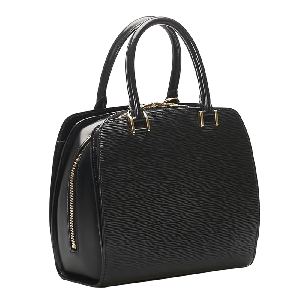 Louis Vuitton Black Epi Leather Pont Neuf bag
Louis Vuitton Black Epi Leather Pont Neuf bag