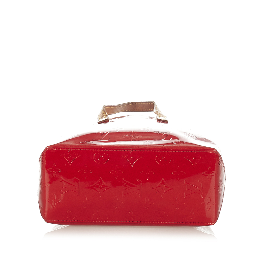 Louis Vuitton Red Monogram Vernis Reade PM bag2