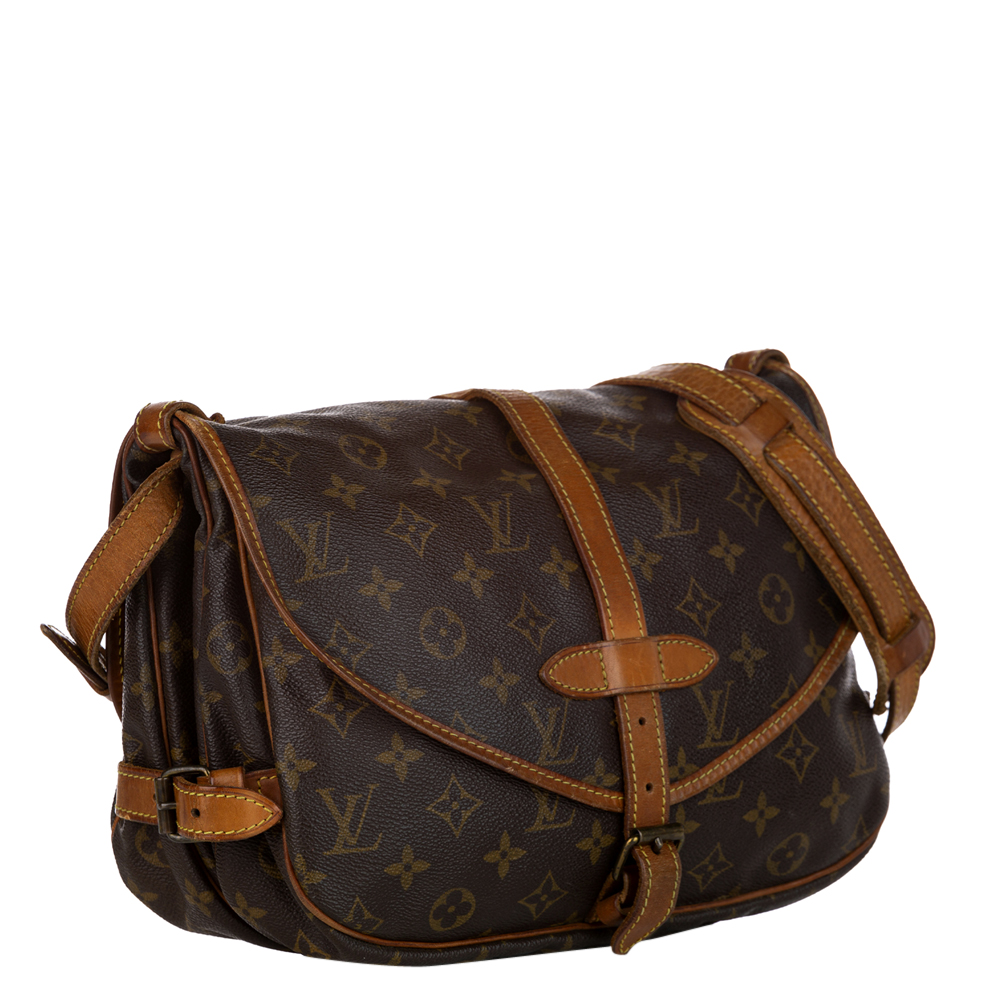 Louis Vuitton Canvas Saumur Shoulder Bags, Brown 
Louis Vuitton Canvas Saumur Shoulder Bags, Brown
