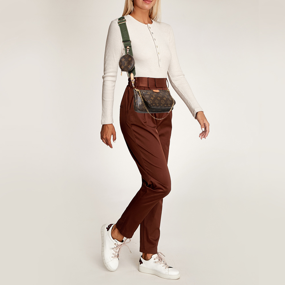 Louis Vuitton Monogram Canvas Multi Pochette Accessoires Bag, Brown
Louis Vuitton Monogram Canvas Multi Pochette Accessoires Bag, Brown