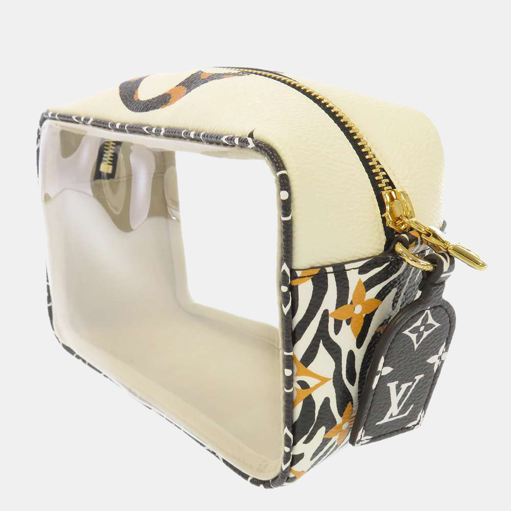 Louis Vuitton White/Black Monogram Canvas PVC Giant Beach Pouch Shoulder Bag
Louis Vuitton White/Black Monogram Canvas PVC Giant Beach Pouch Shoulder Bag