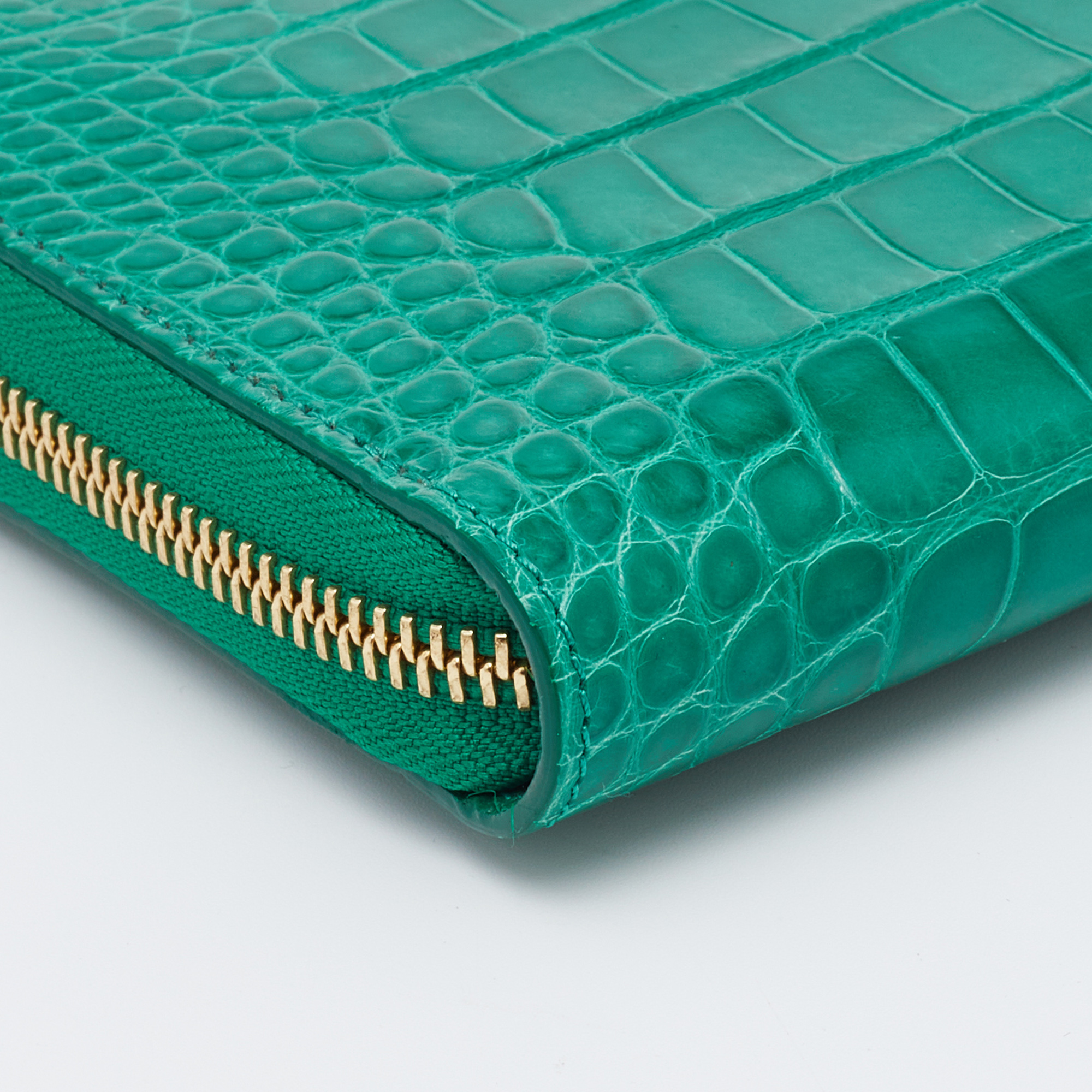 Louis Vuitton Green Alligator Leather Zippy Wallet