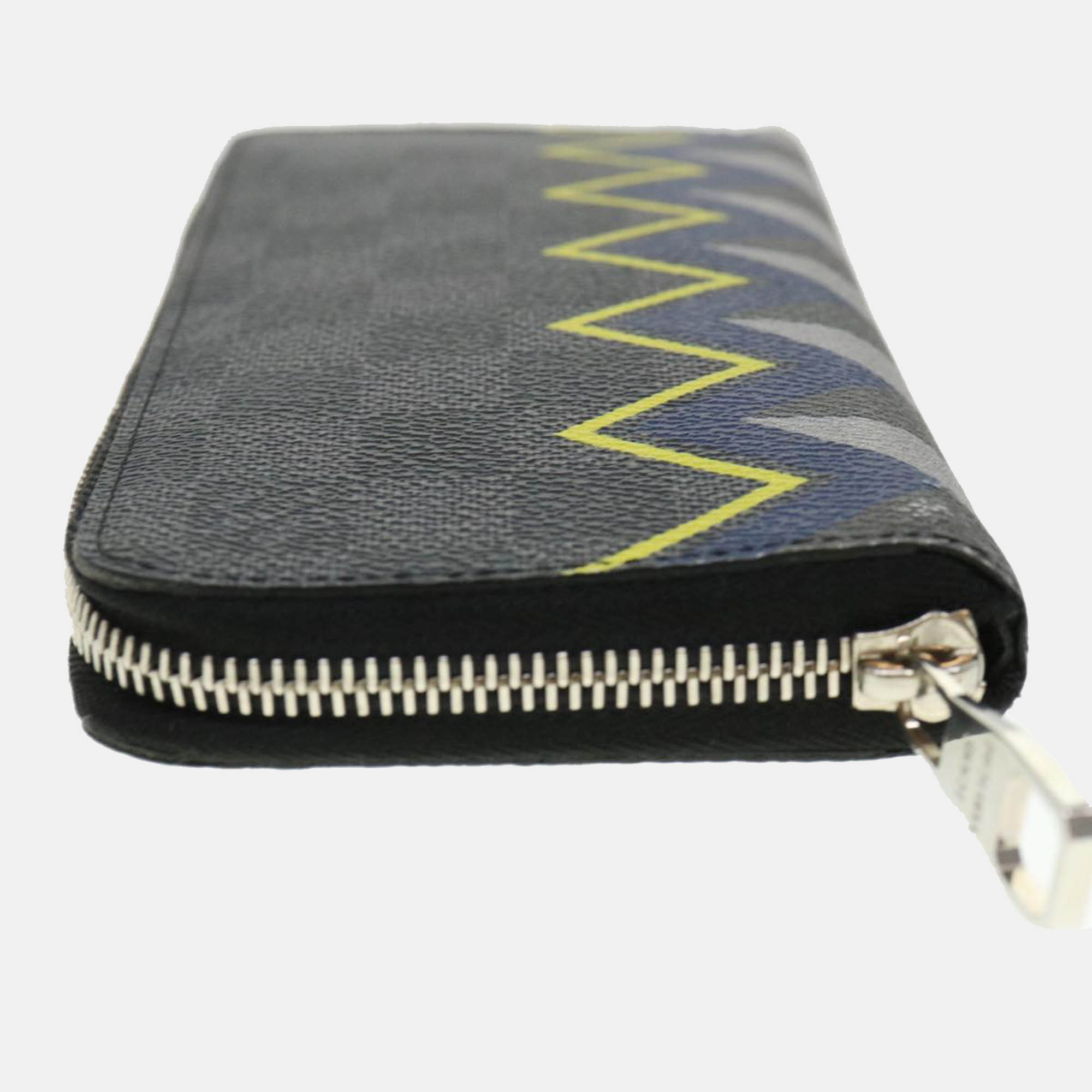 Louis Vuitton Black Damier Graphite Canvas Pattern Zippy Wallet