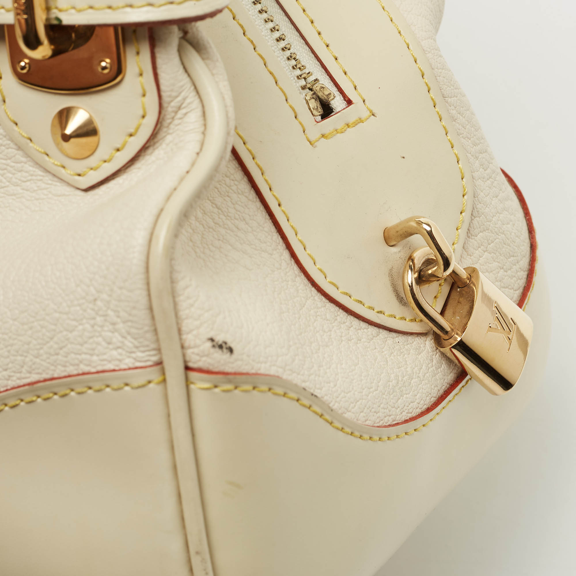 Louis Vuitton Cream/Off White Suhali Leather Le Radieux Bag