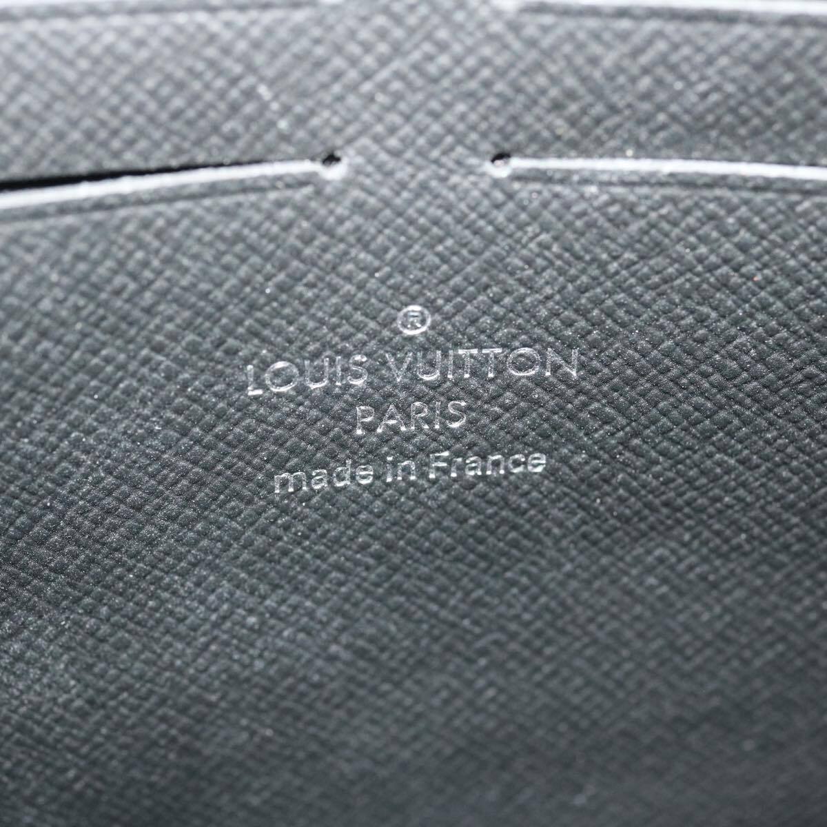 Louis Vuitton Black Monogram Galaxy Pochette Voyage MM Clutch