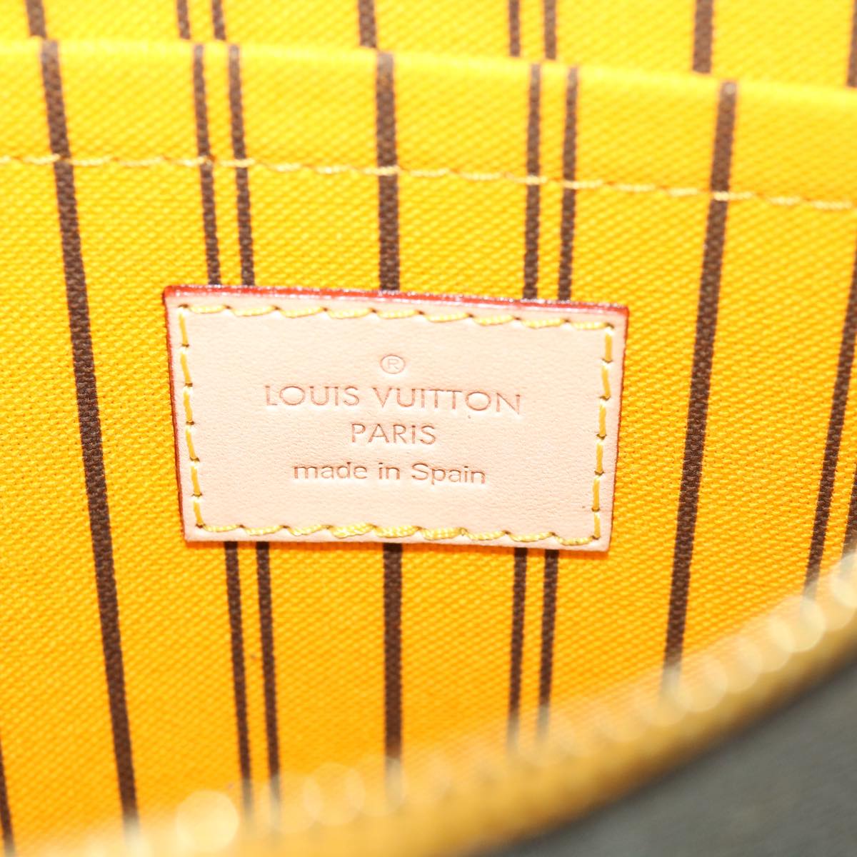Louis Vuitton  Monogram Neverfull MM Pouch