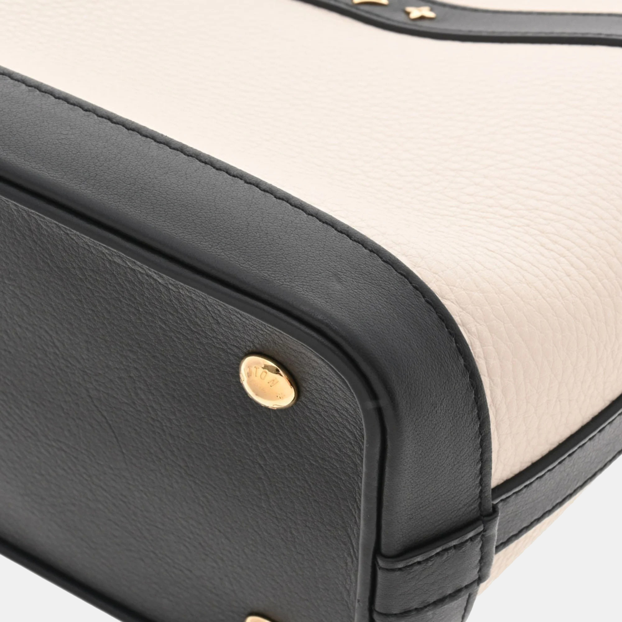 Louis Vuitton Cream Leather Cruiser PM Shoulder Bag