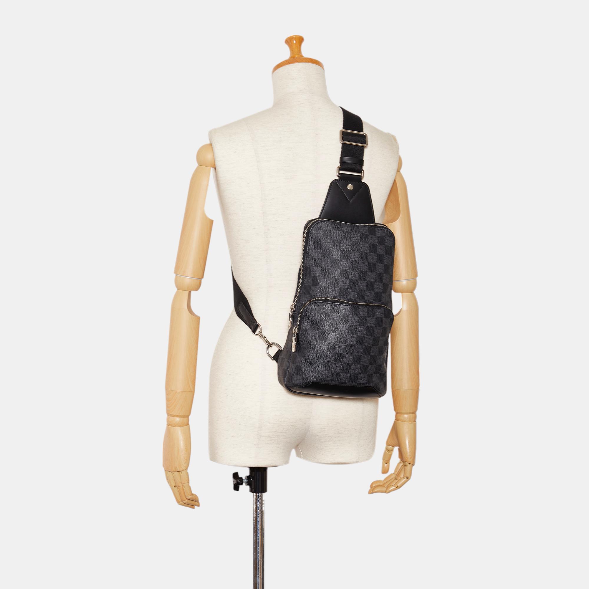 Louis Vuitton Black/Grey Damier Graphite Avenue Sling