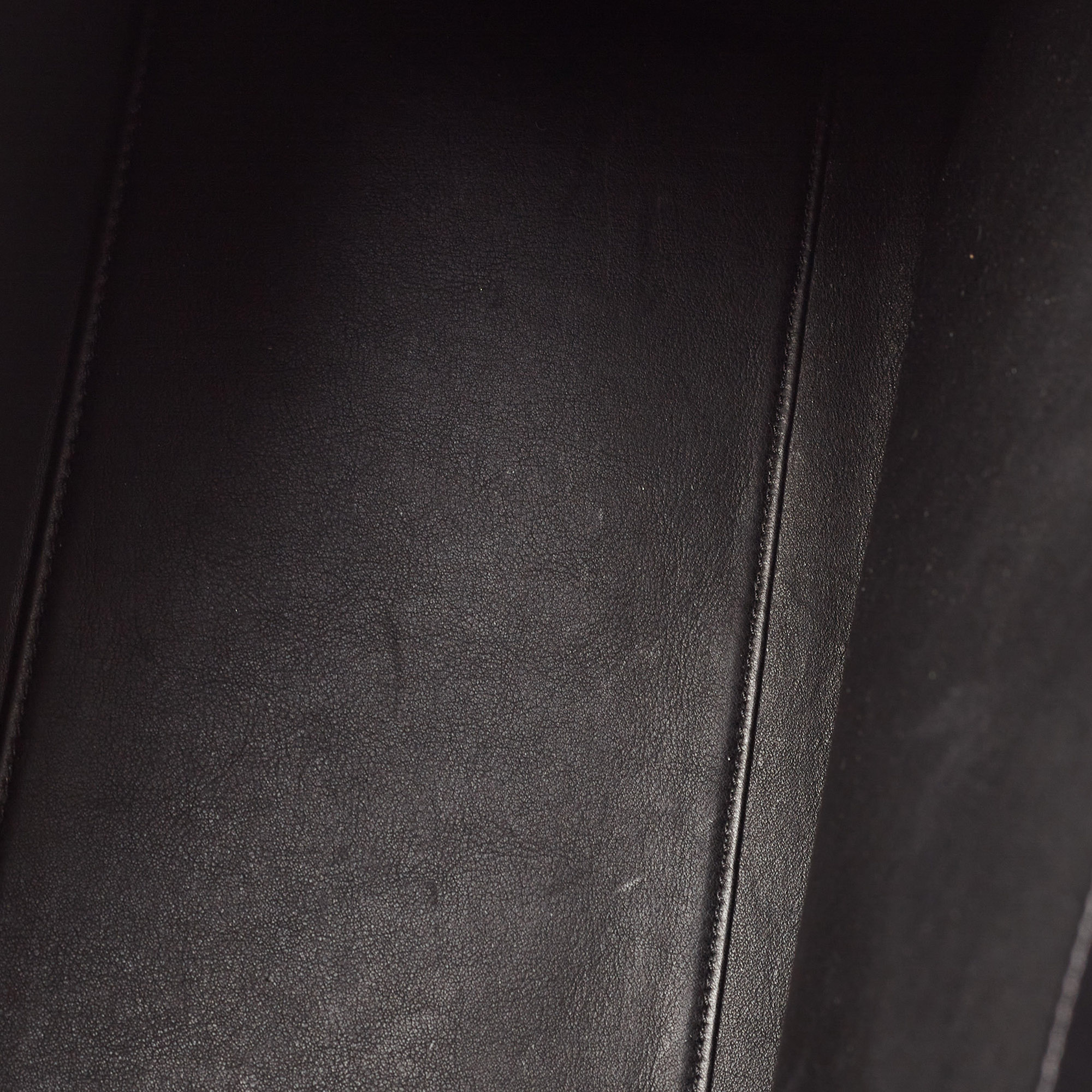 Louis Vuitton Black Leather City Steamer GM Bag