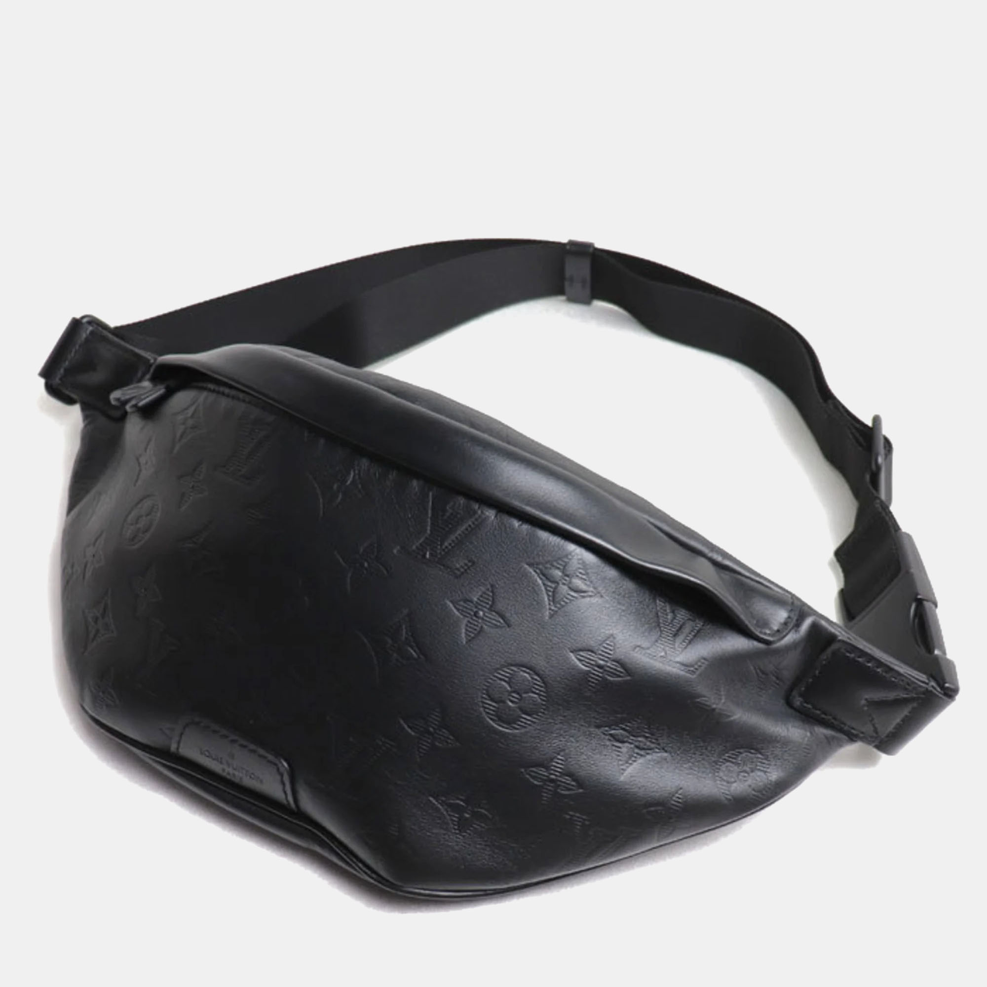 Louis vuitton black monogram leather discovery bumbag pm waist bag