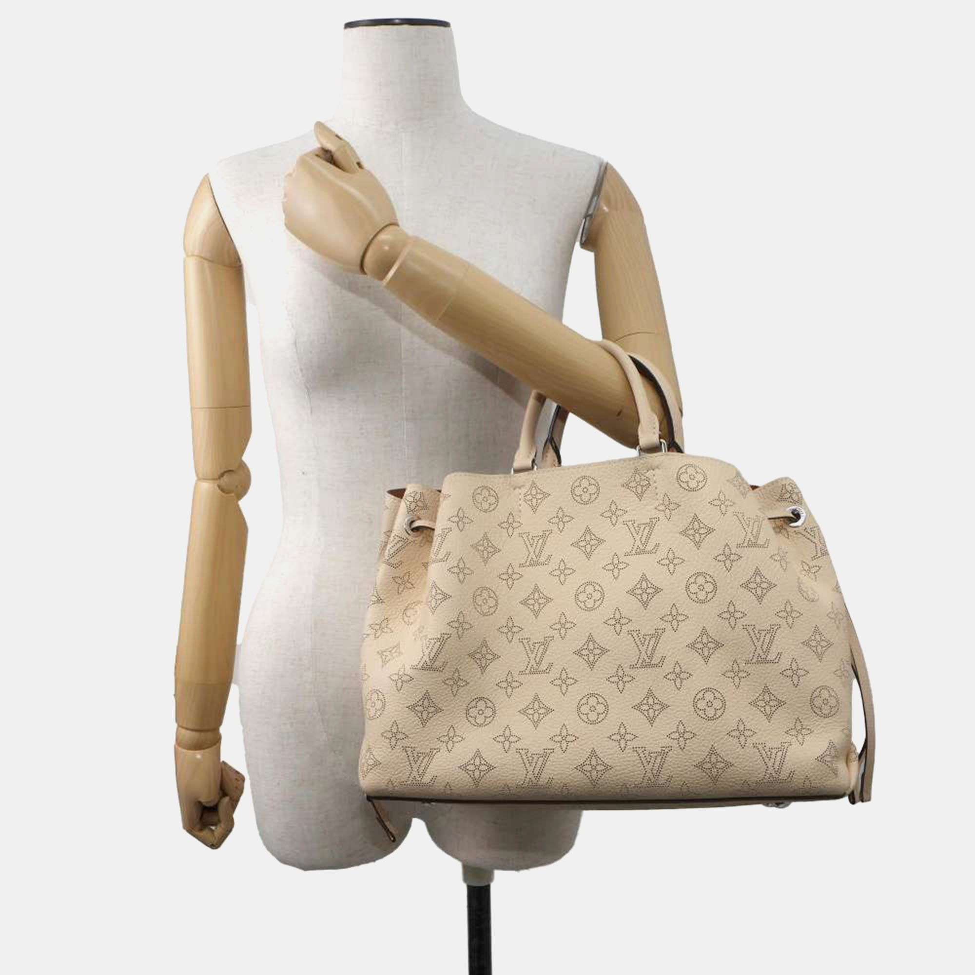 Louis Vuitton Beige Monogram Mahina Leather Bella Bag