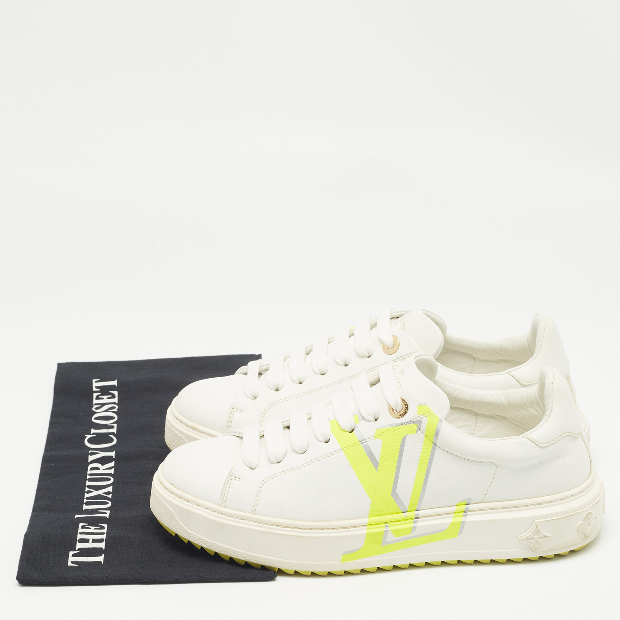 Louis Vuitton White Leather Time Out Low Top Sneakers Size 38.5