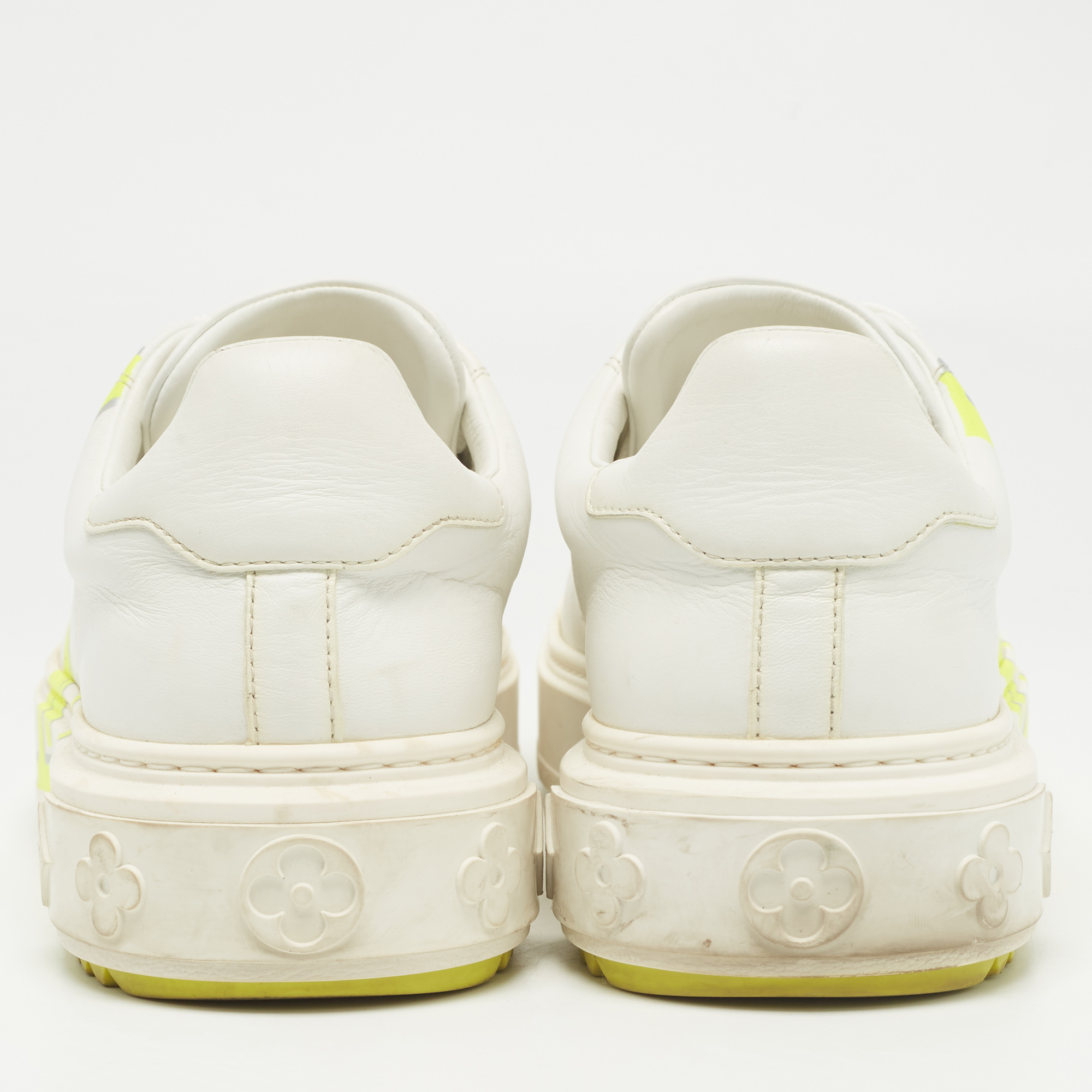 Louis Vuitton White Leather Time Out Low Top Sneakers Size 38.5