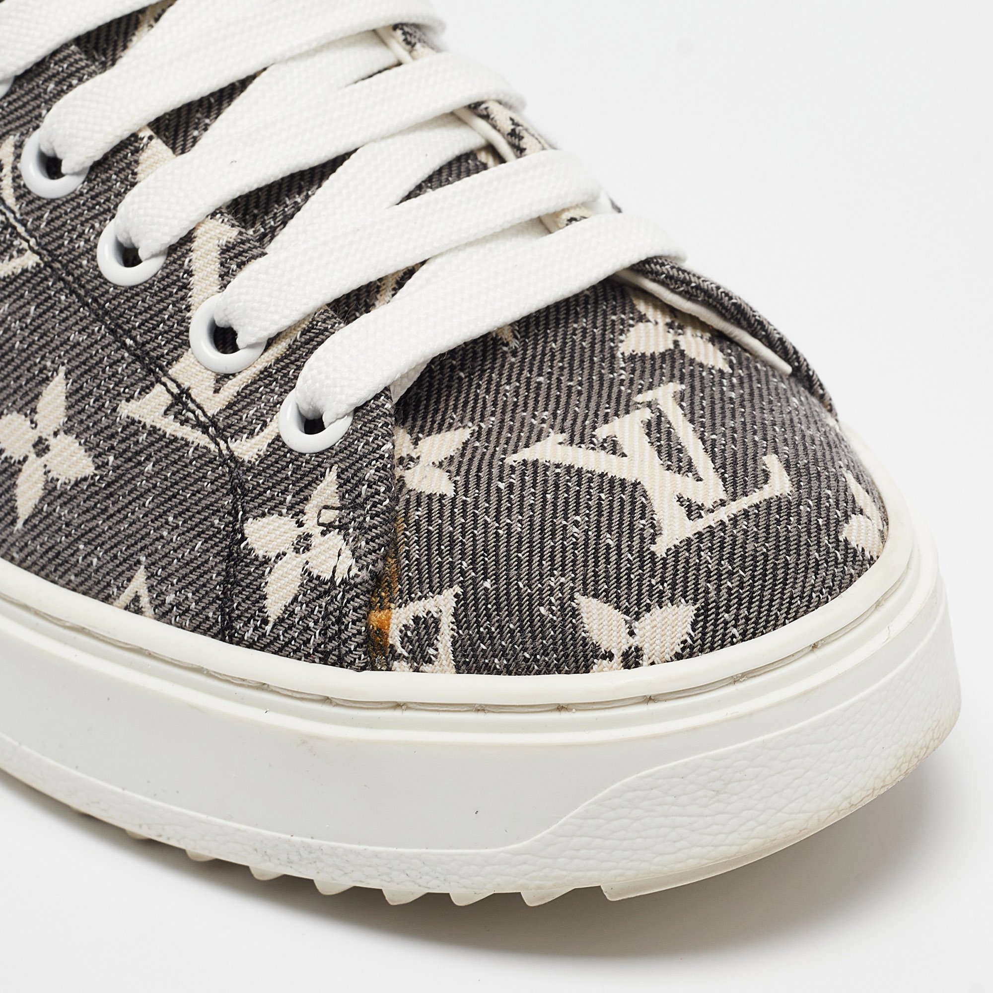 Louis Vuitton Two Tone Monogram Canvas Time Out Sneakers Size 37