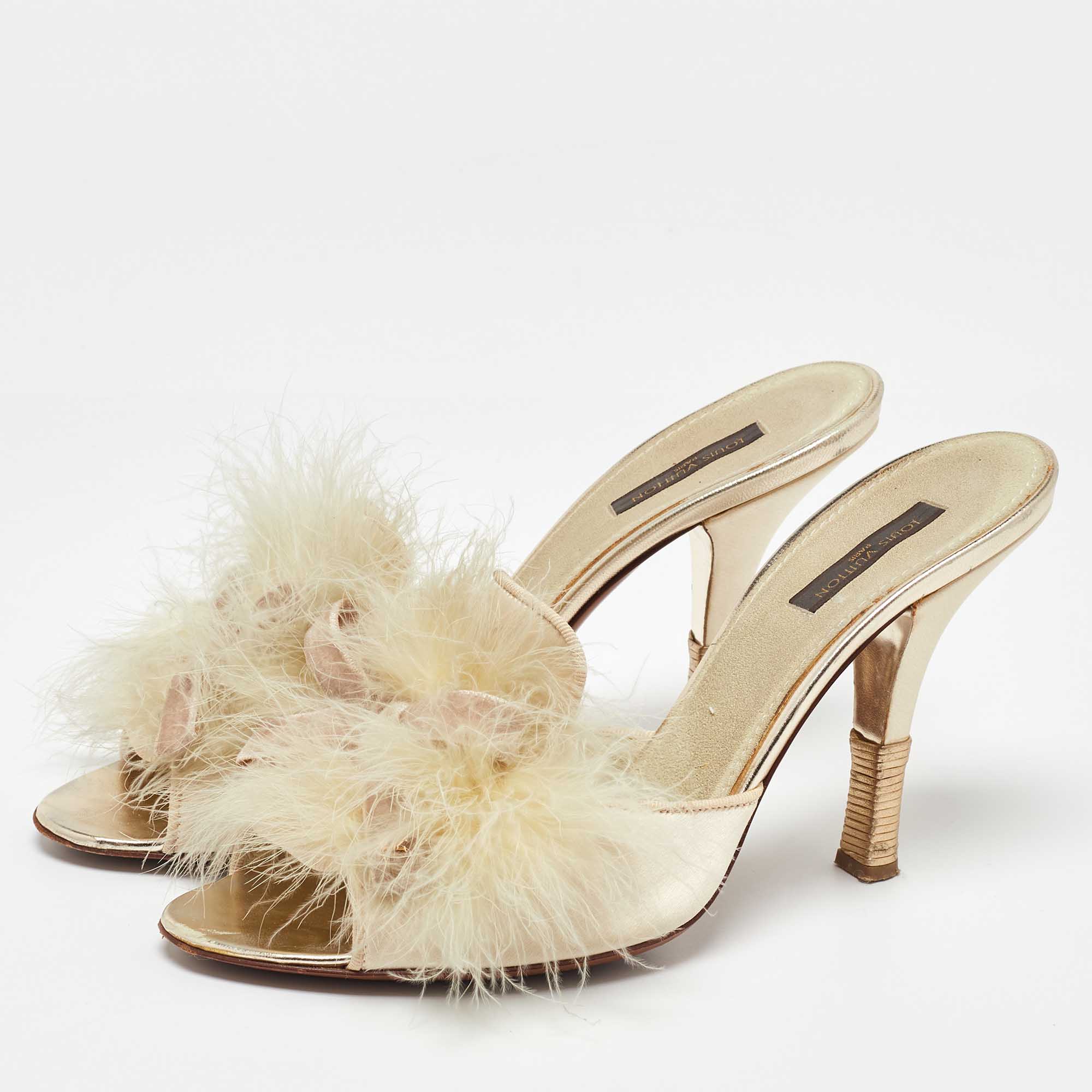 Louis Vuitton Cream Satin And Ostrich Feather Bow Slide Sandals Size 38