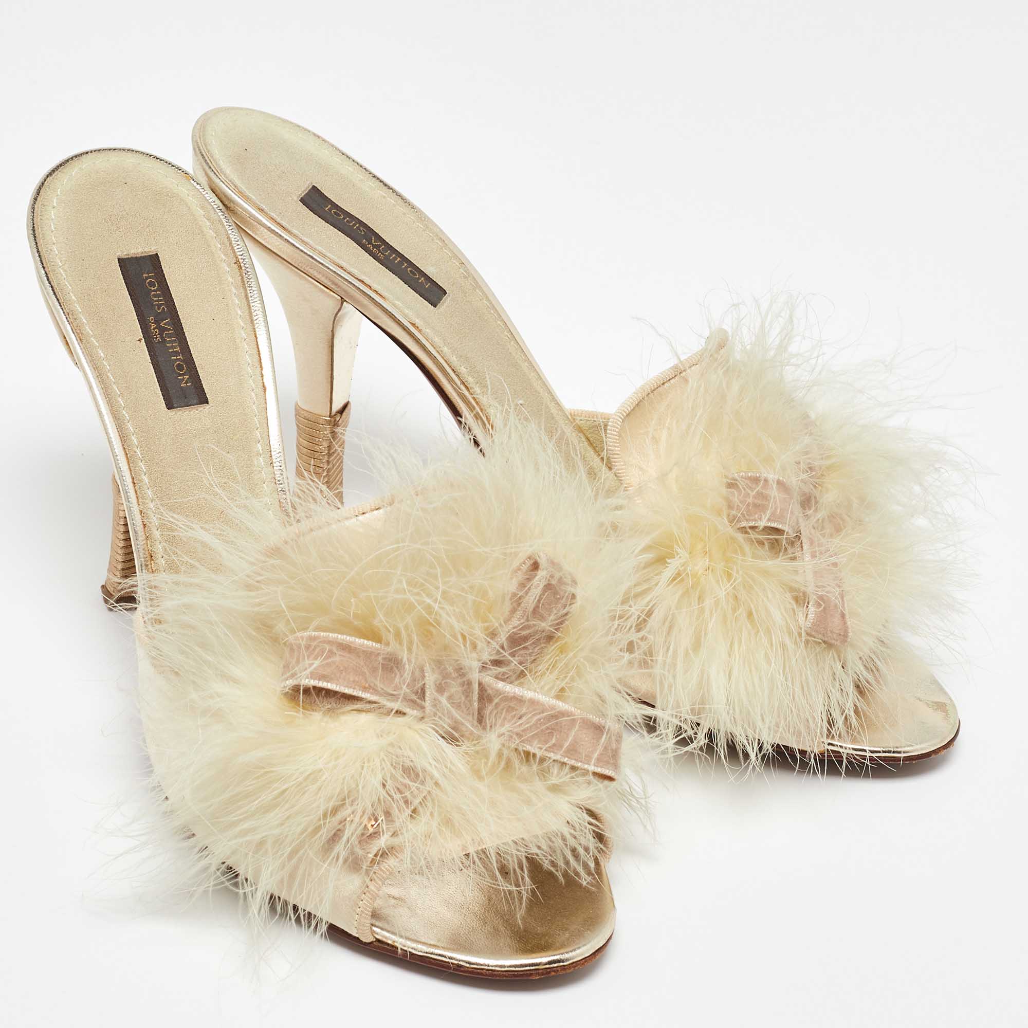 Louis Vuitton Cream Satin And Ostrich Feather Bow Slide Sandals Size 38