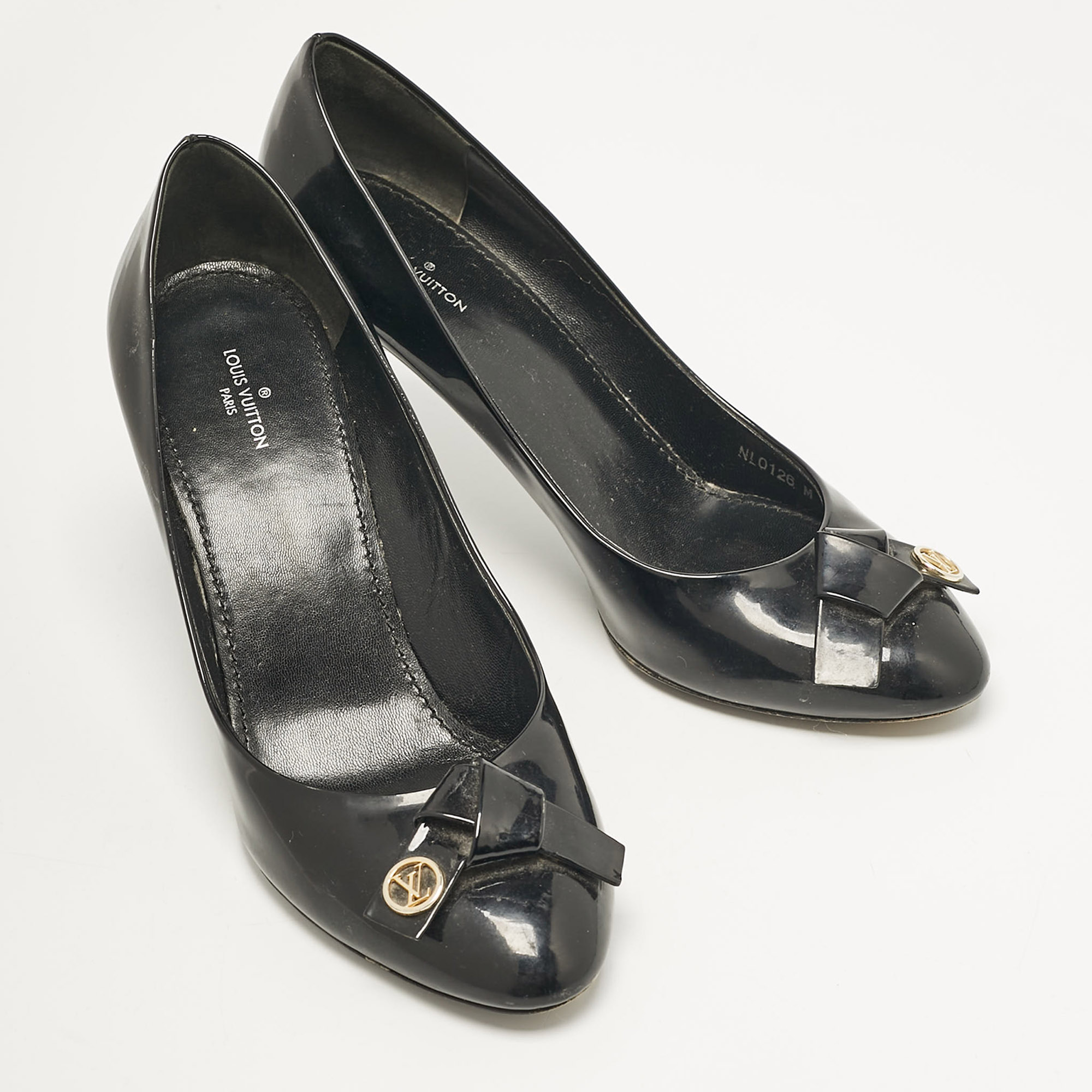 Louis Vuitton Black Patent Leather Fiance Pumps Size 38