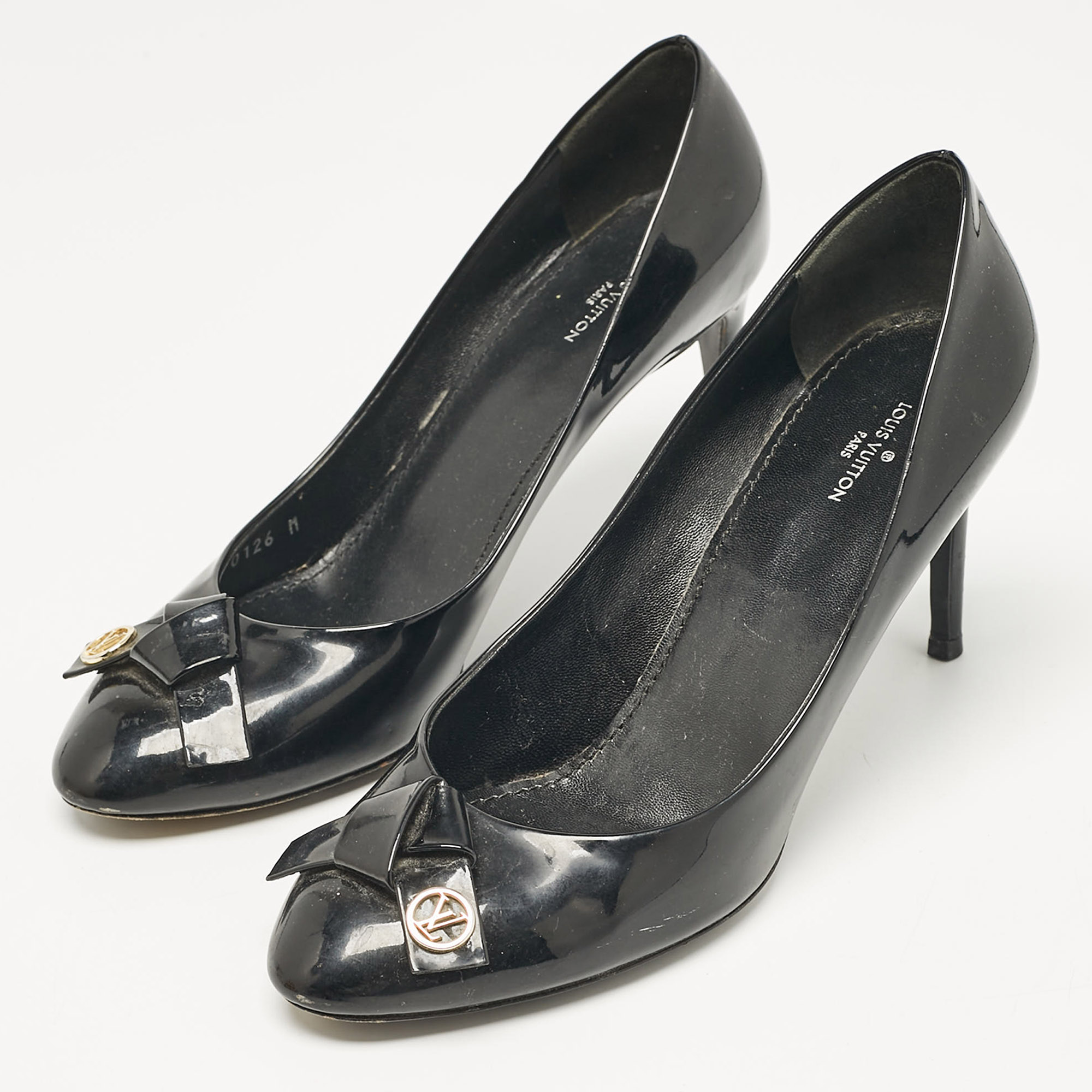 Louis Vuitton Black Patent Leather Fiance Pumps Size 38