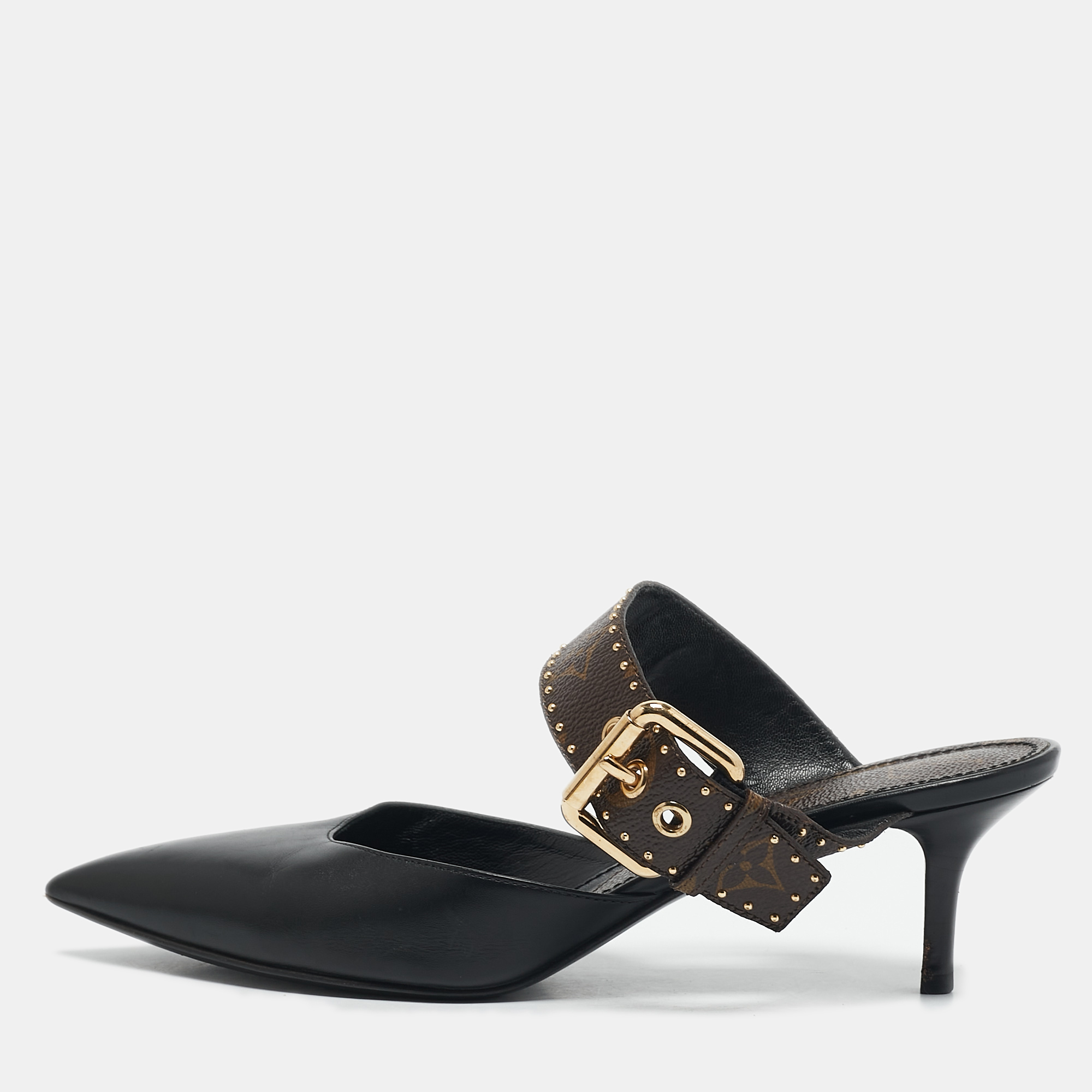 Louis Vuitton Black Leather and Monogram Canvas Studded Pointed Toe Mules Size
Louis Vuitton Black Leather and Monogram Canvas Studded Pointed Toe Mules Size
