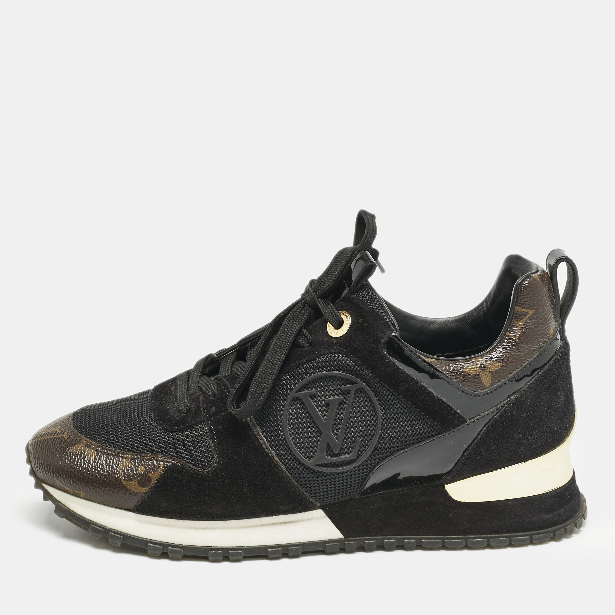 Louis Vuitton Black Suede, Mesh and Monogram Canvas Run Away Sneakers Size
Louis Vuitton Black Suede, Mesh and Monogram Canvas Run Away Sneakers Size