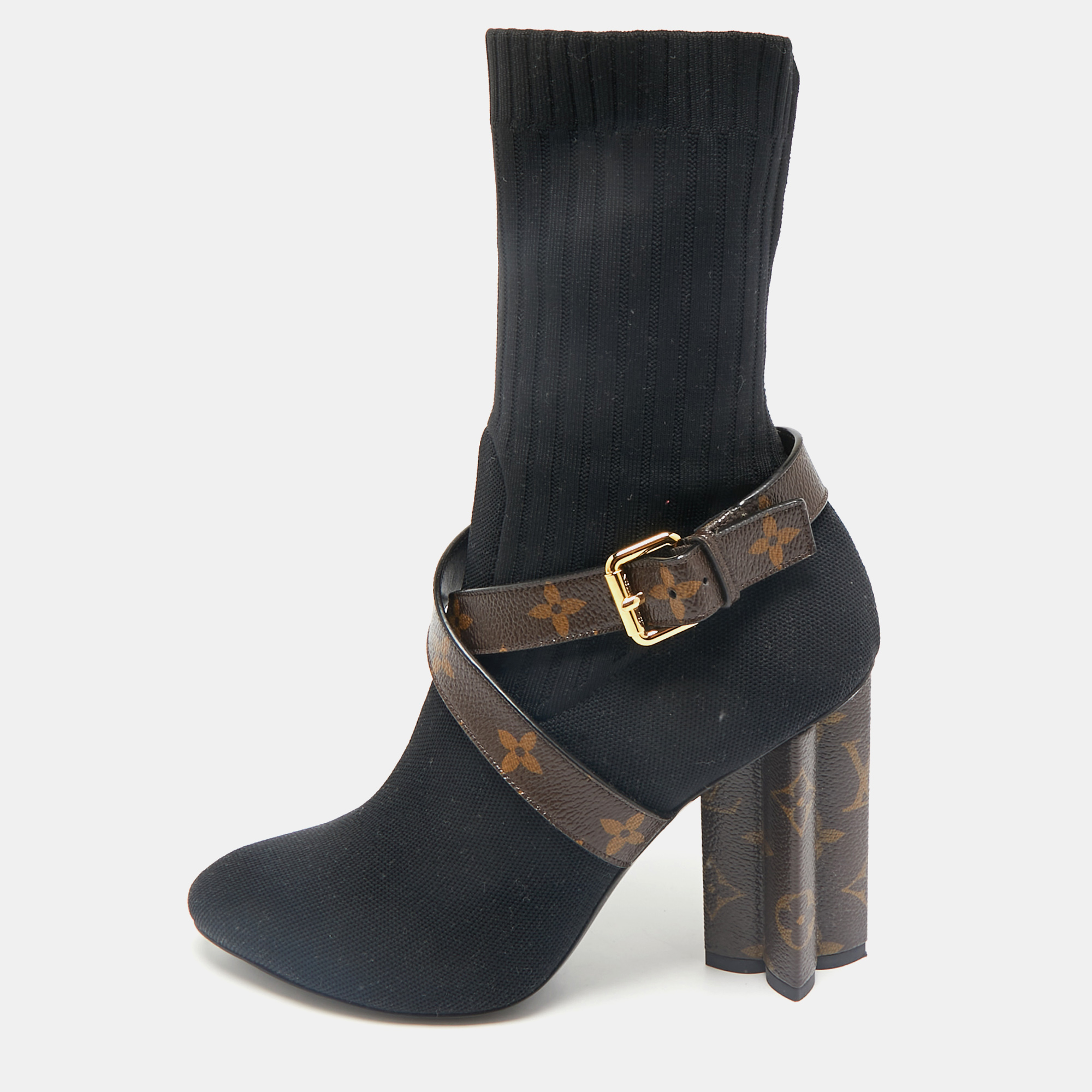 Louis Vuitton Black/Brown Knit Fabric And Monogram Canvas Ankle Boots Size
Louis Vuitton Black/Brown Knit Fabric And Monogram Canvas Ankle Boots Size