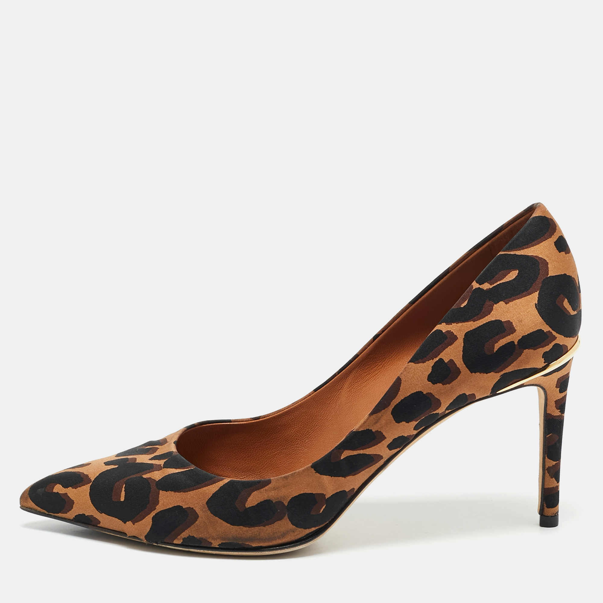 Louis Vuitton Brown Leopard Print Fabric Eyeline Pointed Toe Pumps Size
Louis Vuitton Brown Leopard Print Fabric Eyeline Pointed Toe Pumps Size