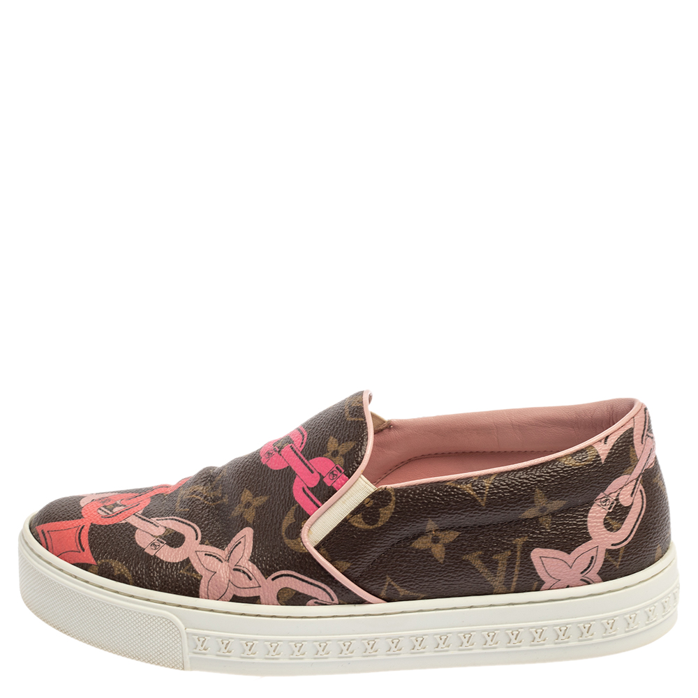 Louis Vuitton Brown Monogram Canvas Chain Print Harbor Slip on Sneakers Size
Louis Vuitton Brown Monogram Canvas Chain Print Harbor Slip on Sneakers Size