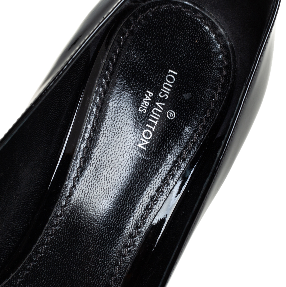 Louis Vuitton Black Patent Leather Applique Embellished Pointed Toe Pumps Size 39.5