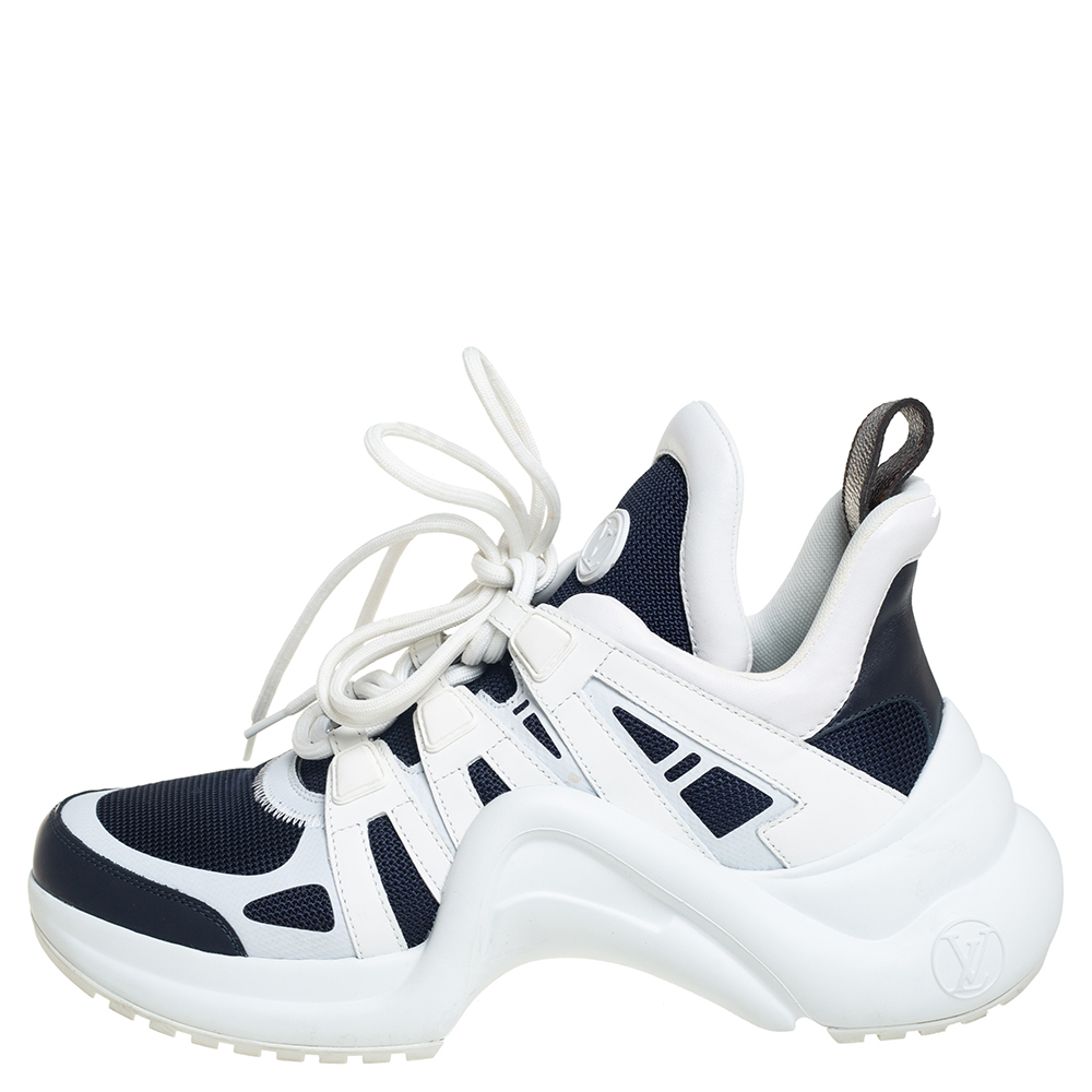 Louis Vuitton Navy Blue/White Mesh And Leather Archlight Low Top Sneakers Size
Louis Vuitton Navy Blue/White Mesh And Leather Archlight Low Top Sneakers Size