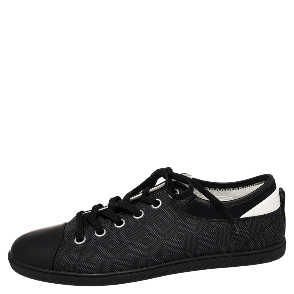 Louis Vuitton Black/White Damier Graphite Nylon And Leather Lace Up Sneaker Size
Louis Vuitton Black/White Damier Graphite Nylon And Leather Lace Up Sneaker Size