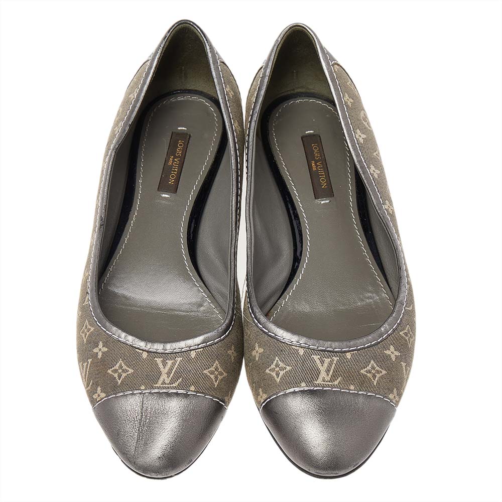 Louis Vuitton Metallic Grey Monogram Canvas And Leather Ballet Flats Size 37.5