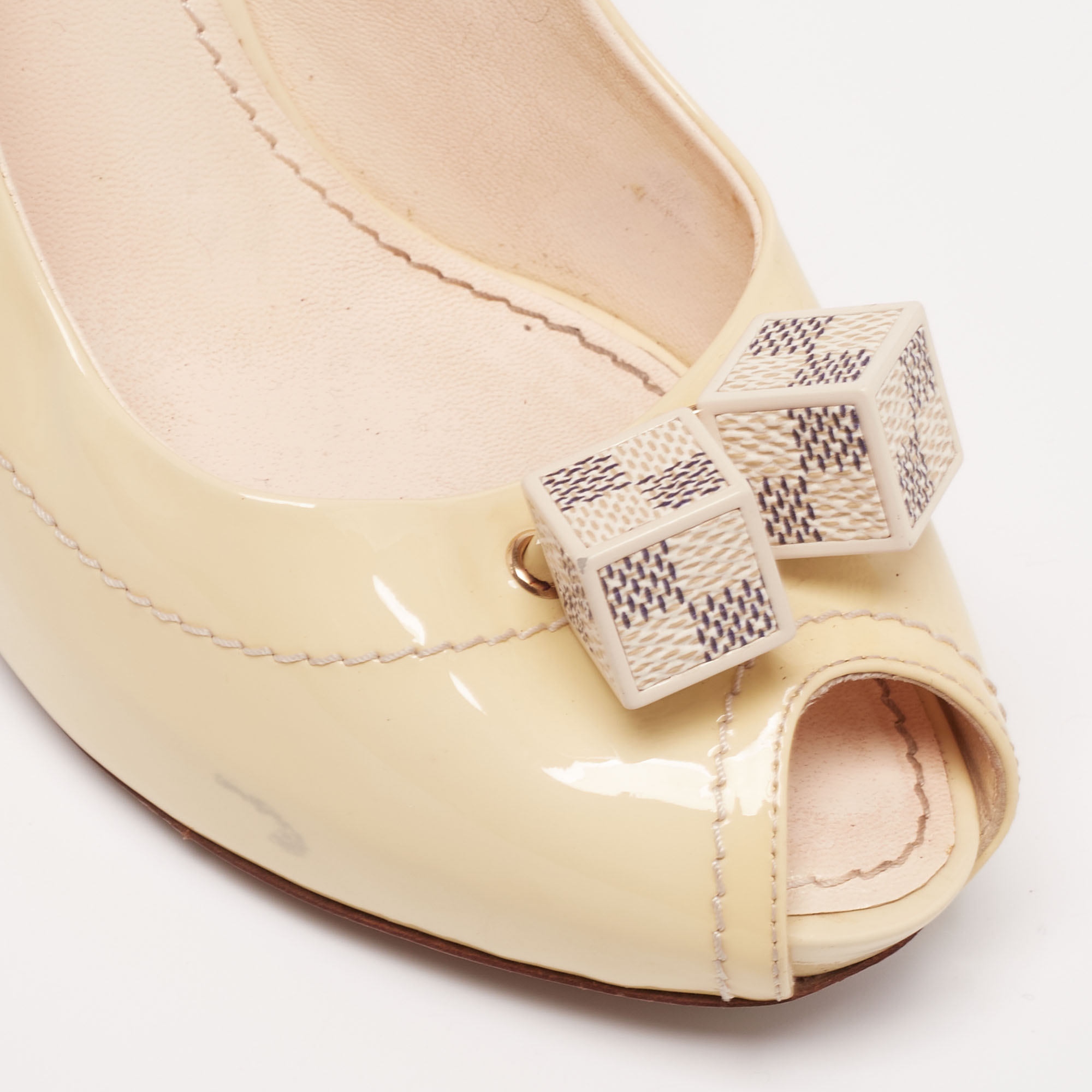 Louis Vuitton Cream Patent Leather Dice Peep Toe Slingback Sandals Size 37