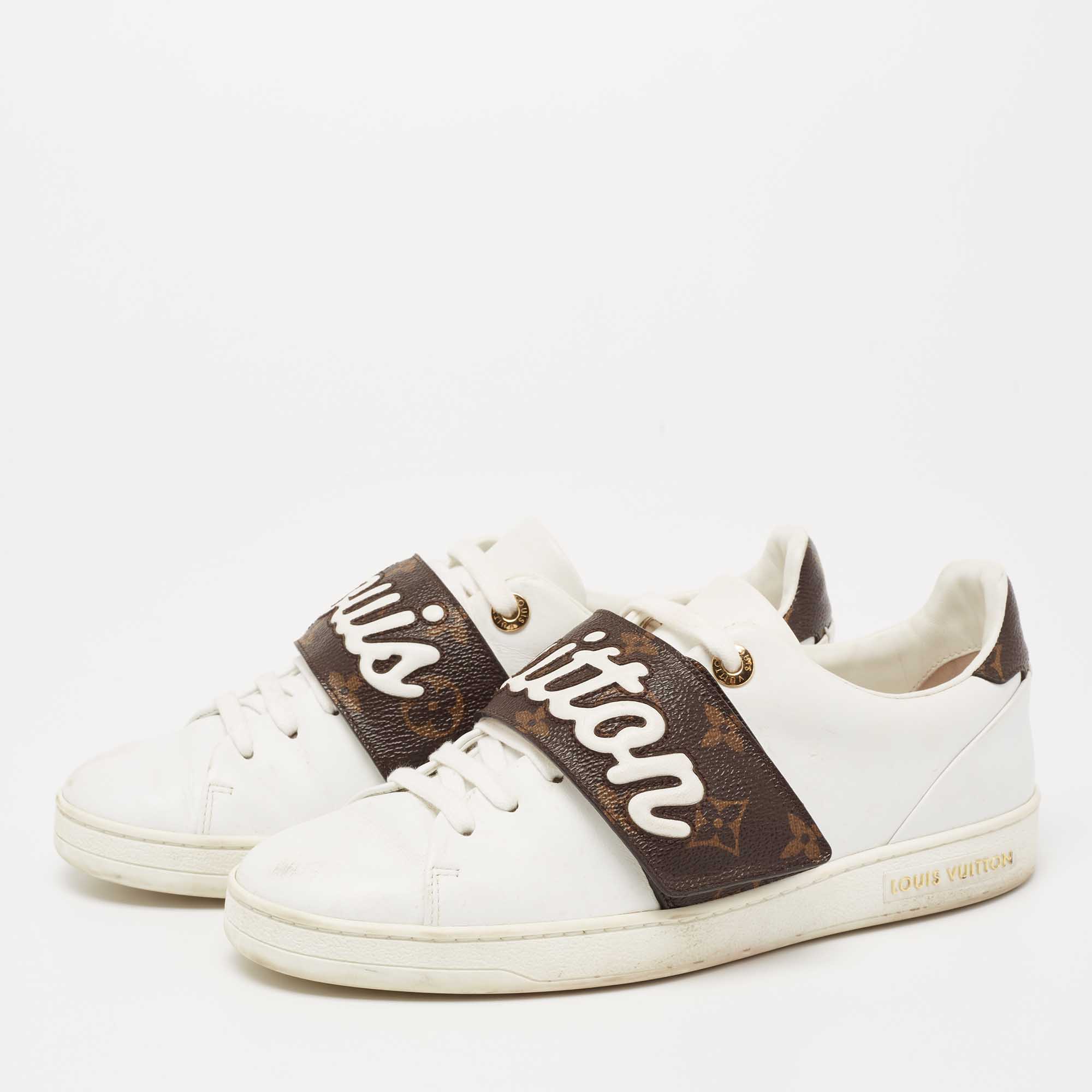 Louis Vuitton White Leather And Monogram Canvas Frontrow Low Top Sneakers Size
Louis Vuitton White Leather And Monogram Canvas Frontrow Low Top Sneakers Size