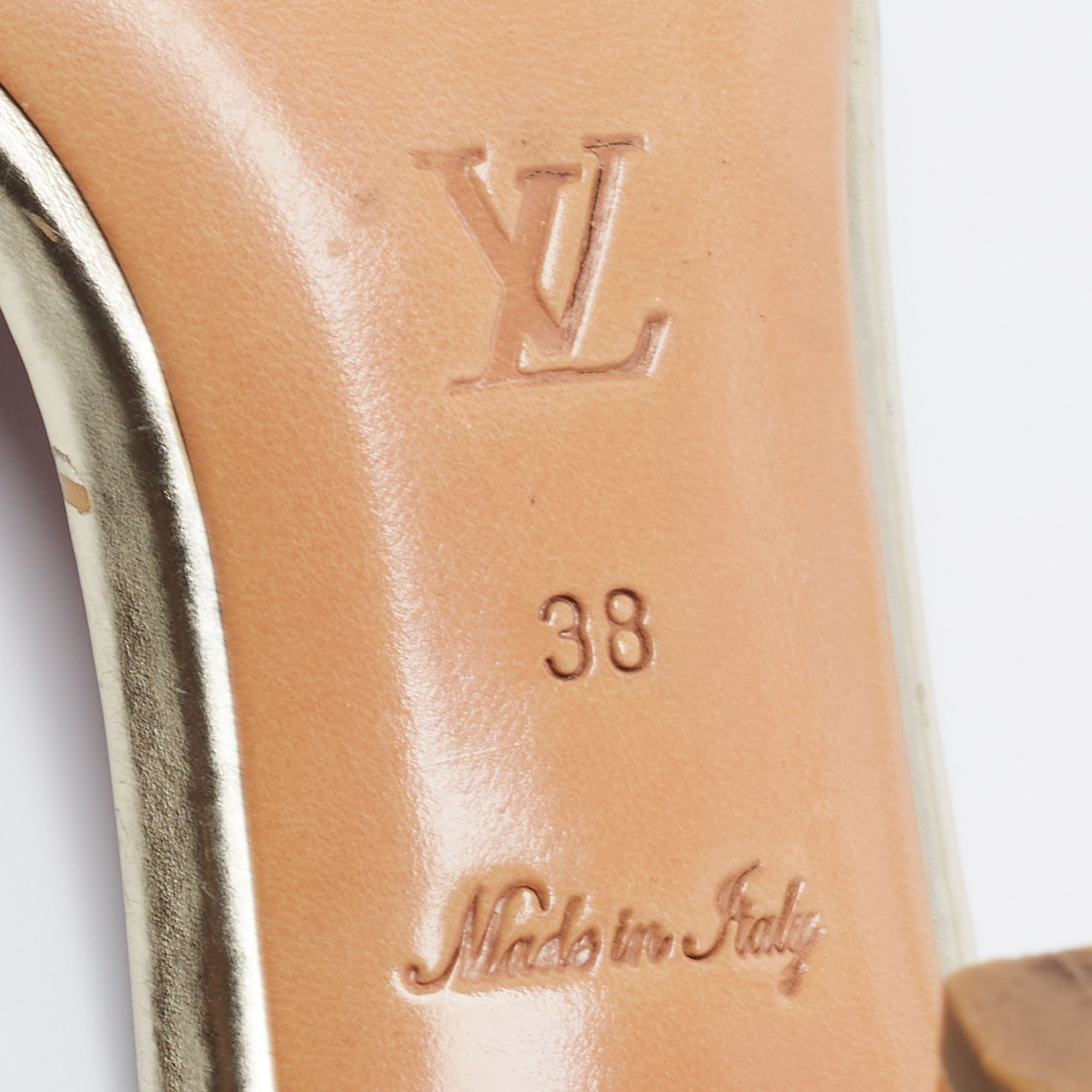 Louis Vuitton Gold Leather Slide Sandals Size 38