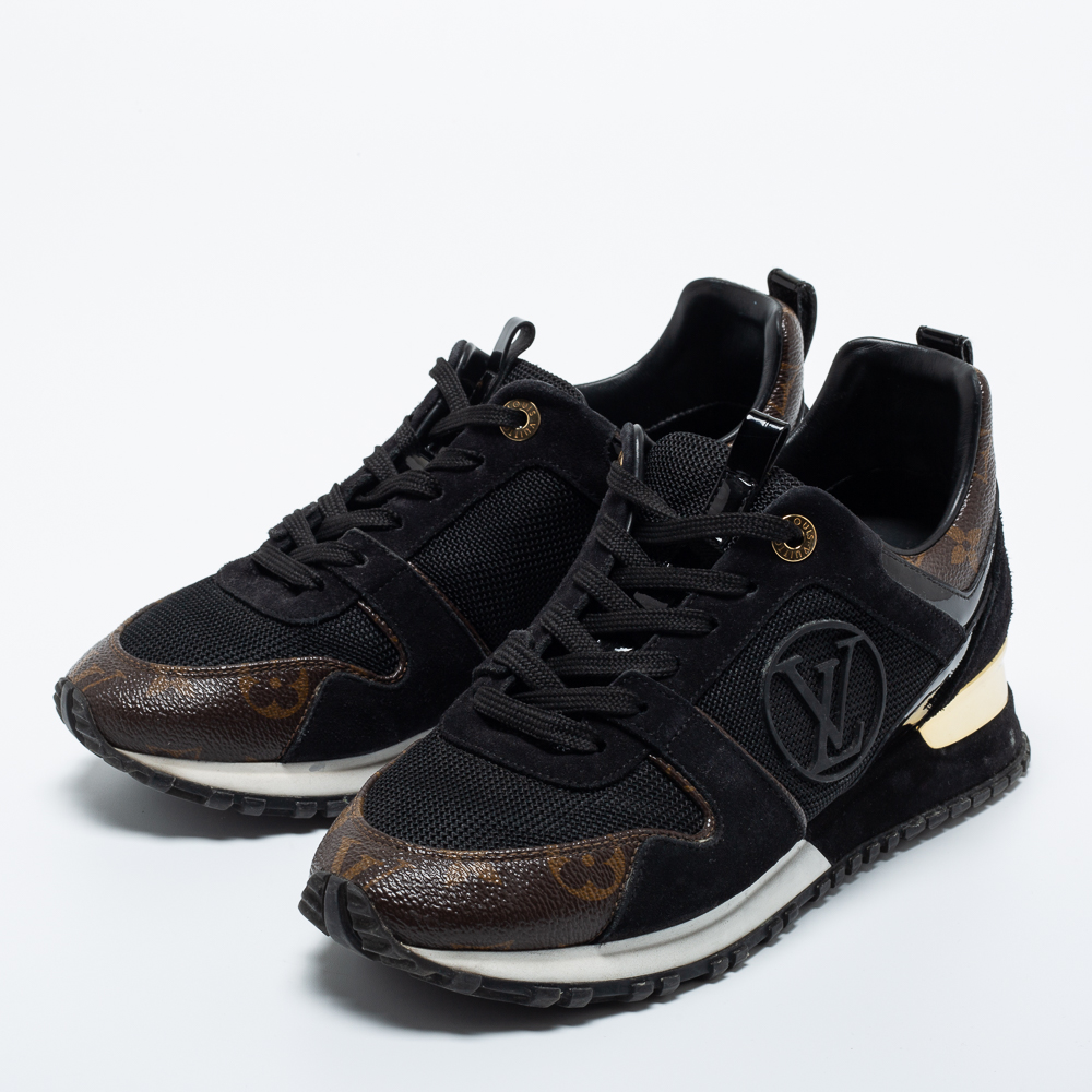 Louis Vuitton Brown/Black Monogram Leather and Mesh Run Away Sneakers Size
Louis Vuitton Brown/Black Monogram Leather and Mesh Run Away Sneakers Size