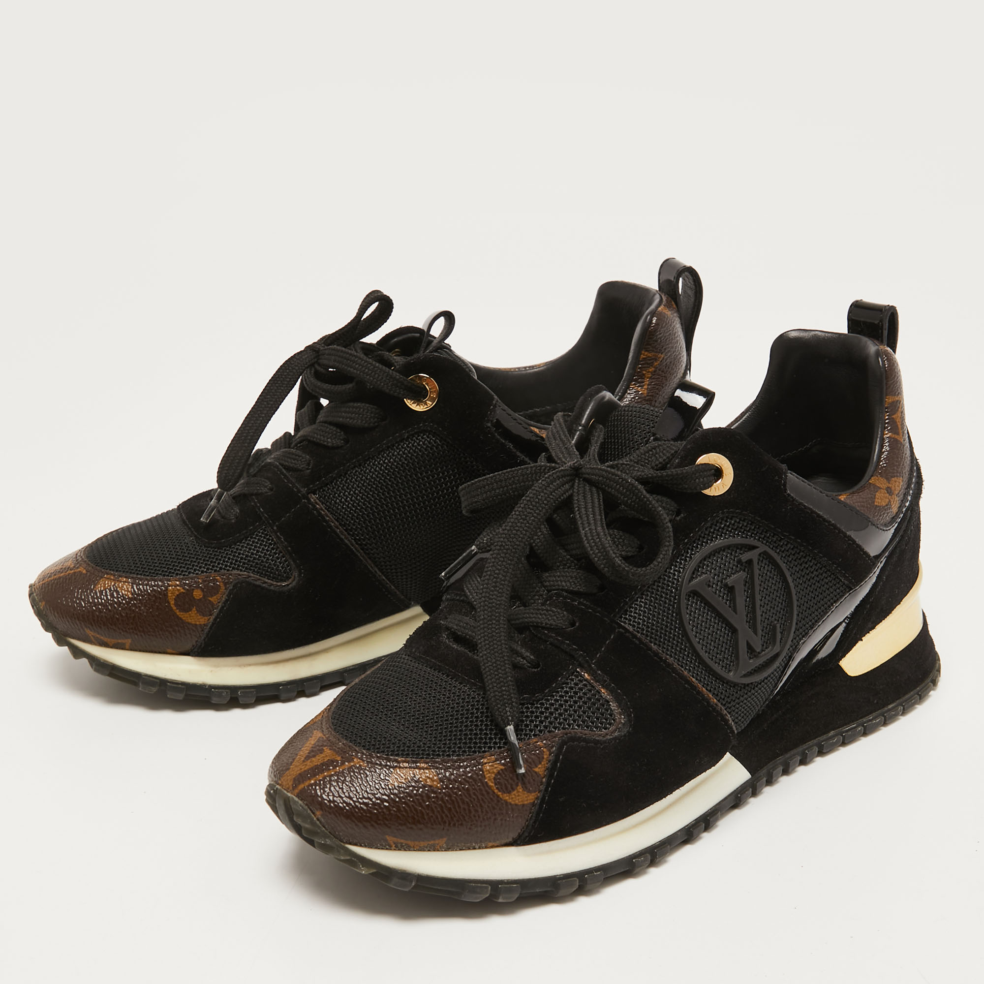Louis Vuitton Brown Monogram Canvas and Mesh Run Away Sneakers Size, Black
Louis Vuitton Brown Monogram Canvas and Mesh Run Away Sneakers Size, Black