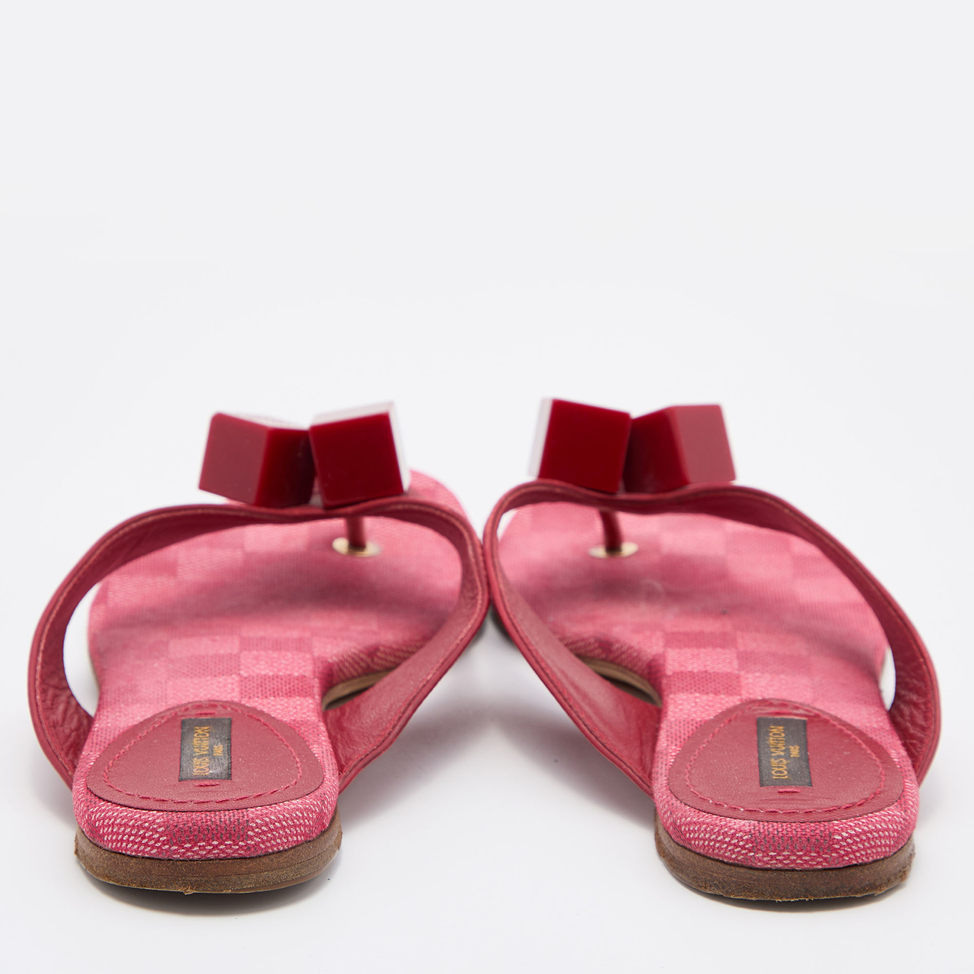 Louis Vuitton Red Leather Cube Thong Flat Slides Size 38.5