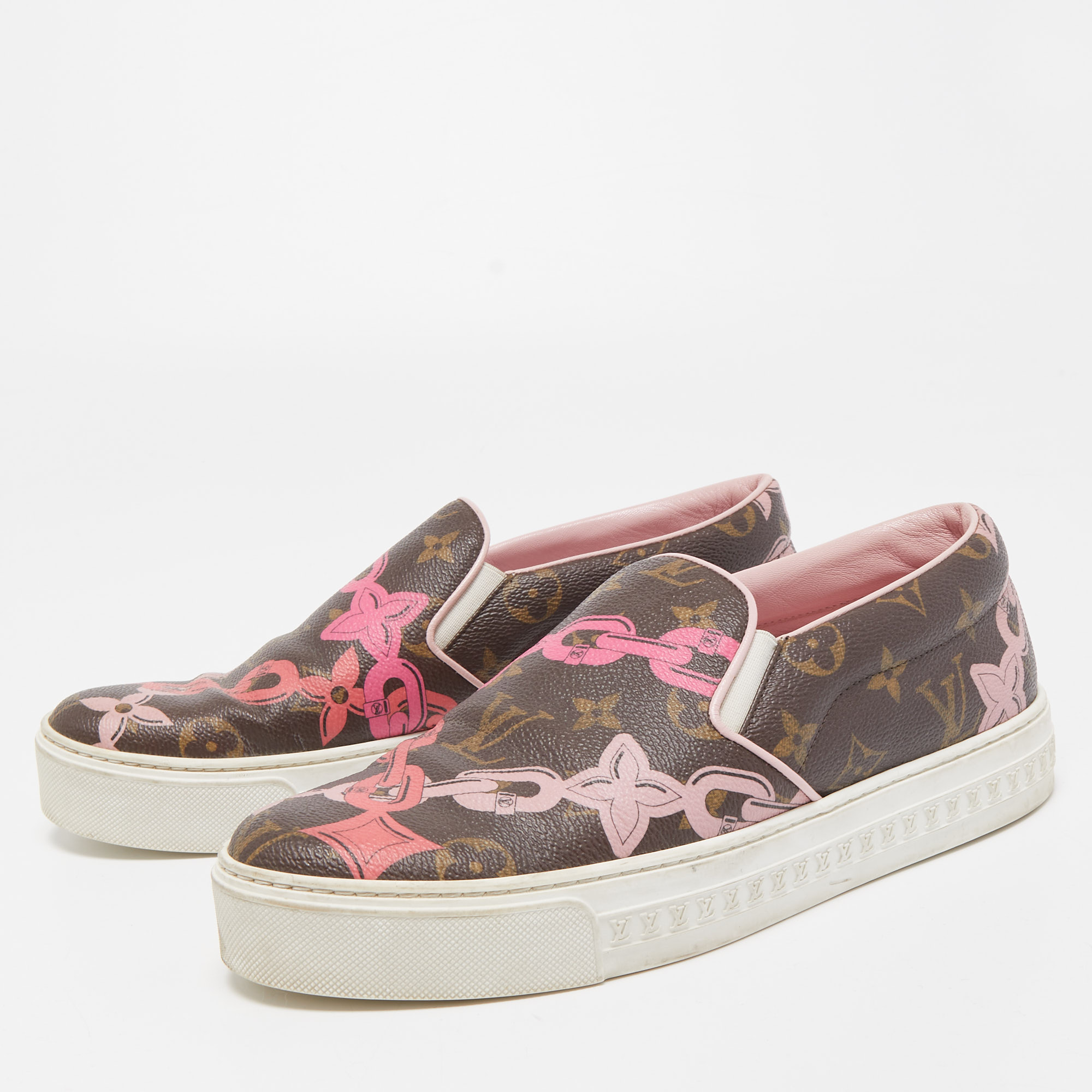 Louis Vuitton Brown Chain Print Monogram Canvas Harbor Sneakers Size
Louis Vuitton Brown Chain Print Monogram Canvas Harbor Sneakers Size