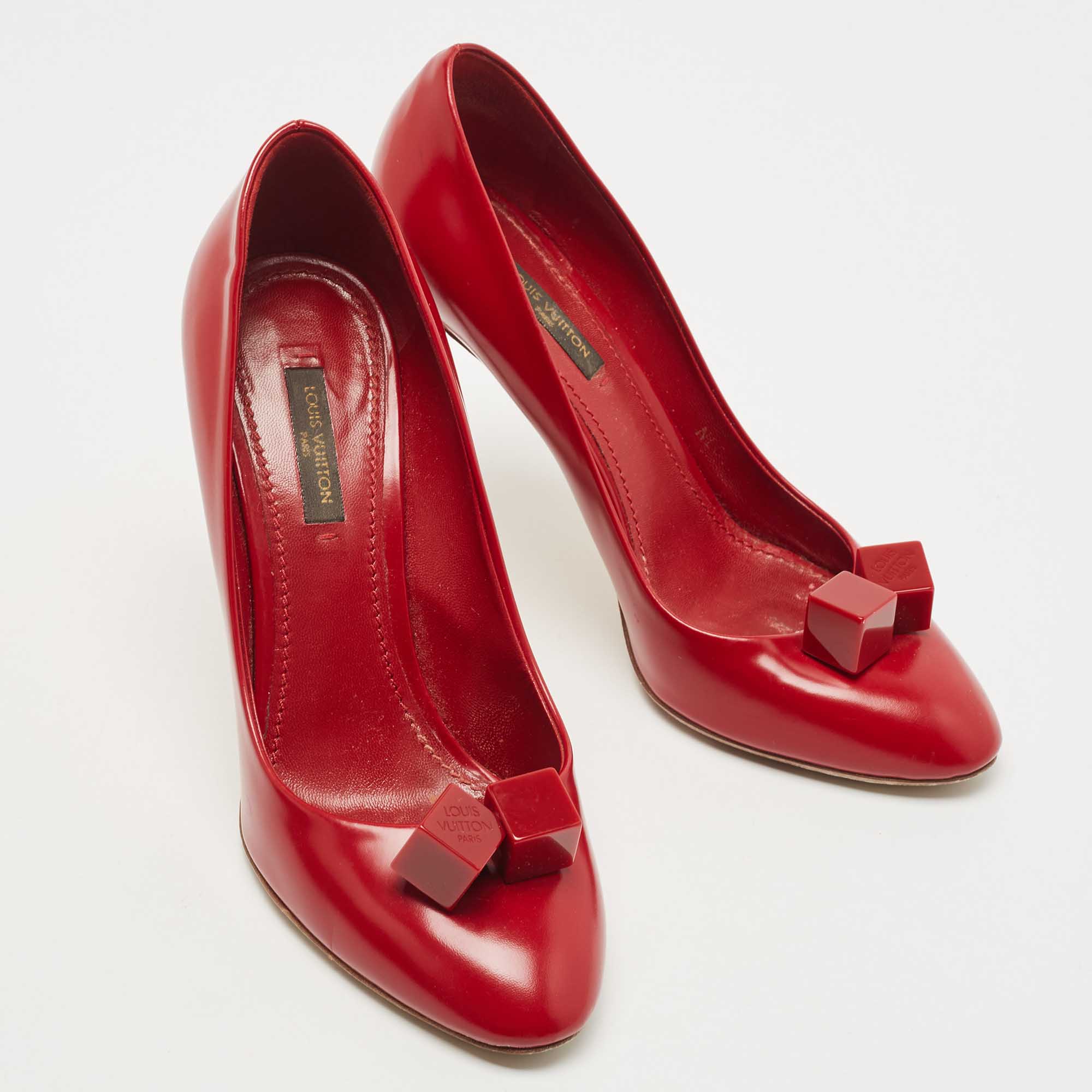Louis Vuitton Red Leather Dice Pumps Size 38