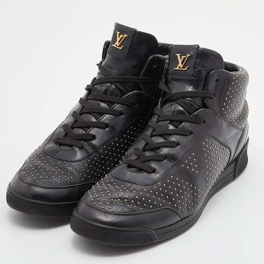 

Louis Vuitton Black Leather Studded Lace Up Sneakers Size