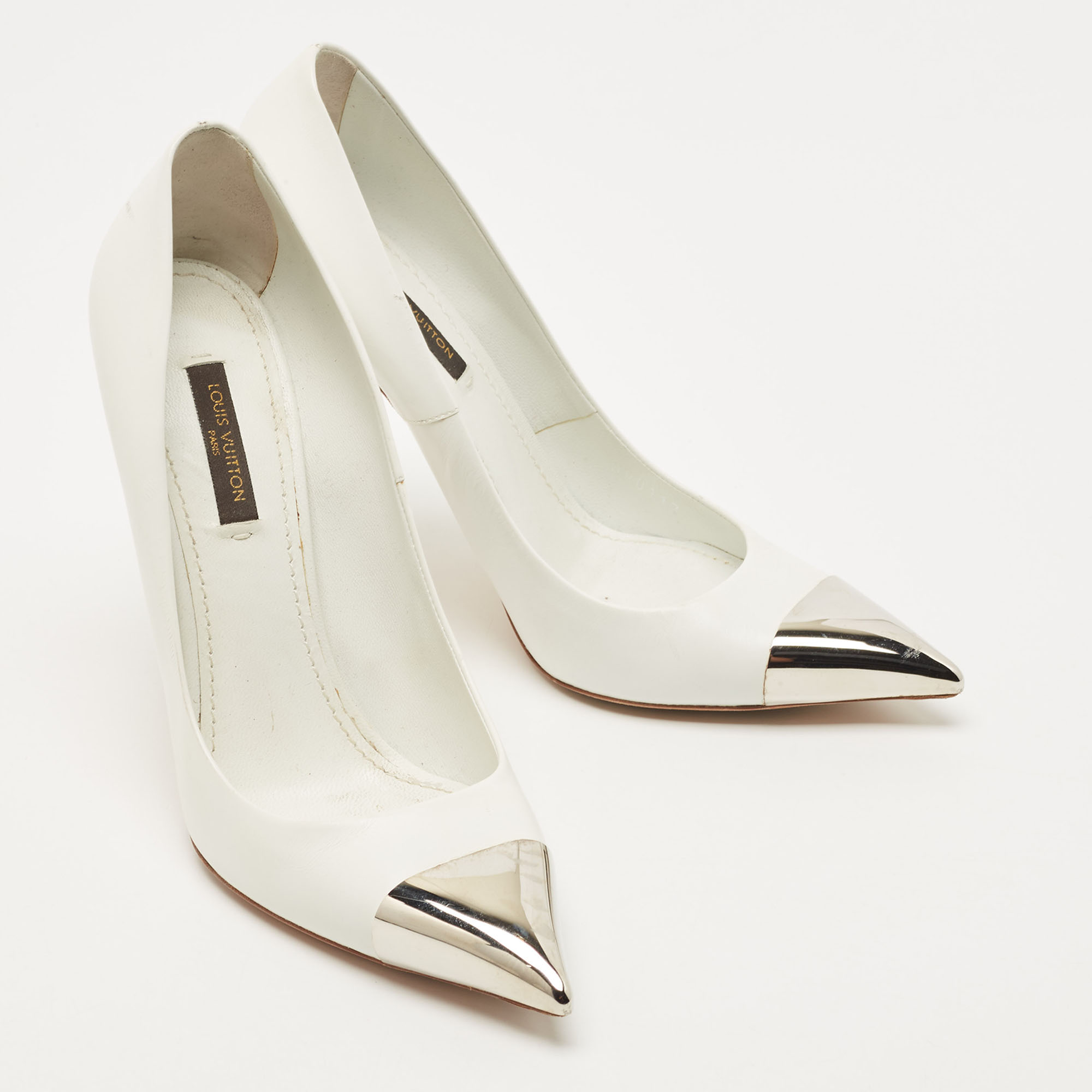 Louis Vuitton White Leather Pointed Toe Pumps Size 37.5