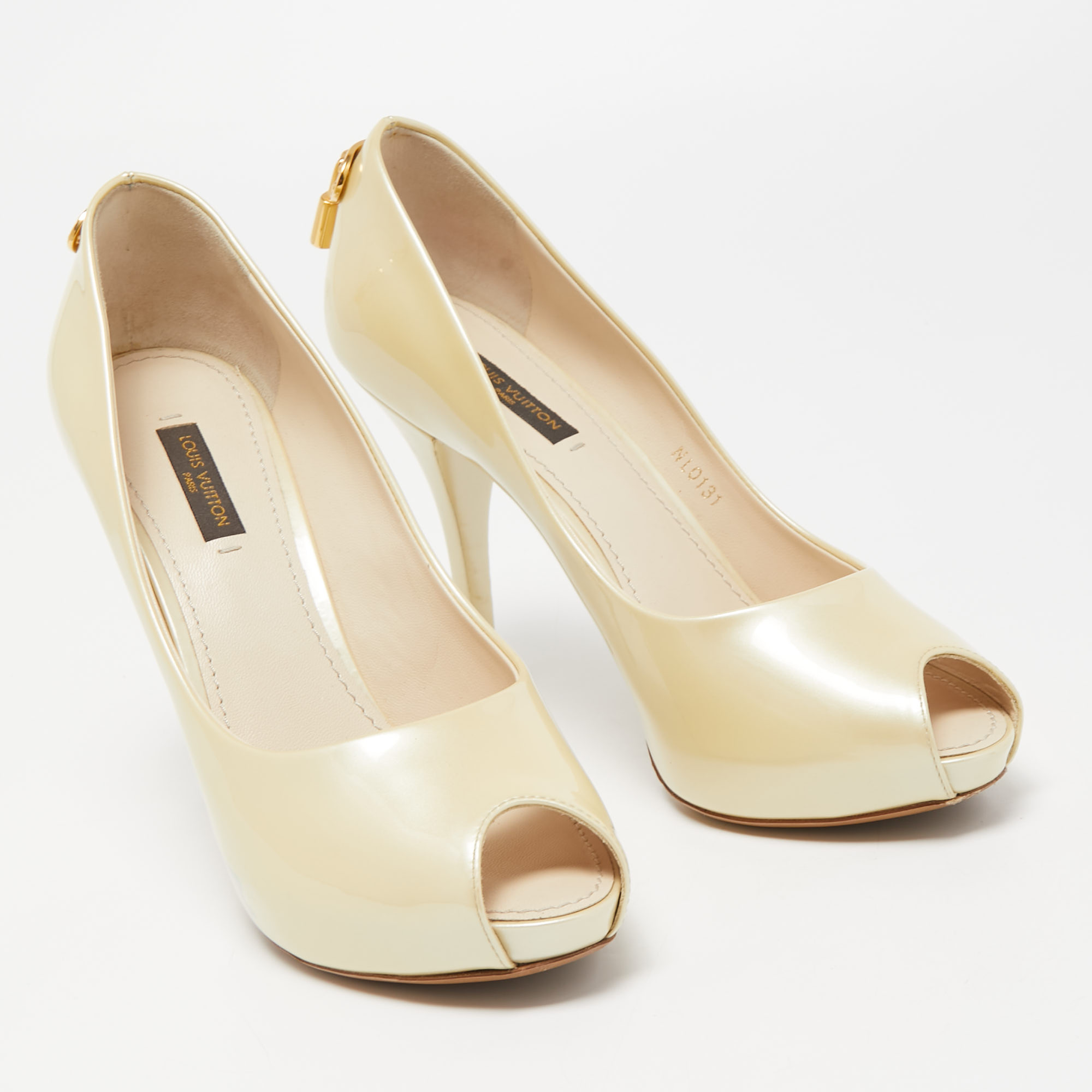 Louis Vuitton Cream Patent Leather Oh Really! Pumps Size 36.5