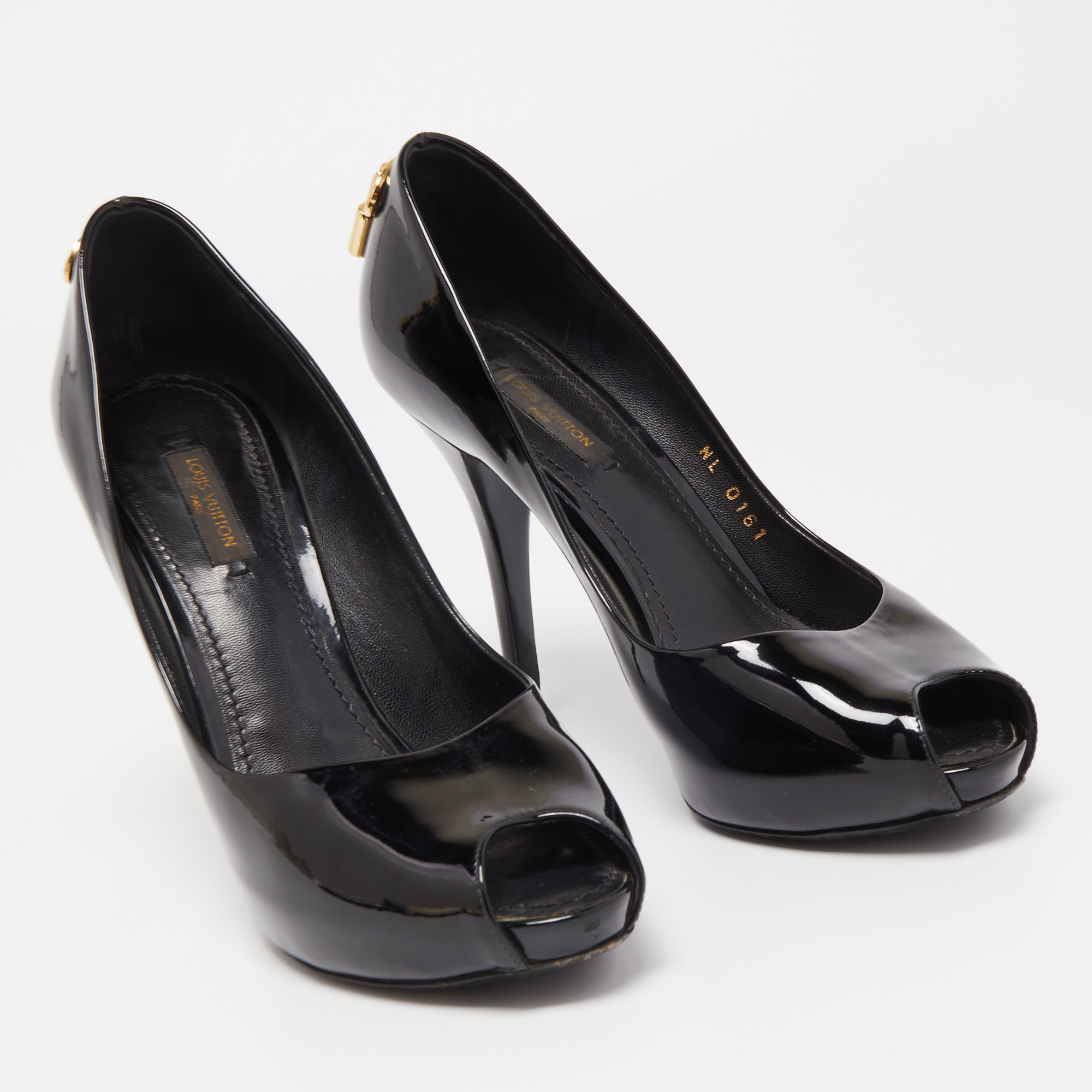 Louis Vuitton Black Patent Leather Oh Really! Pumps Size 37