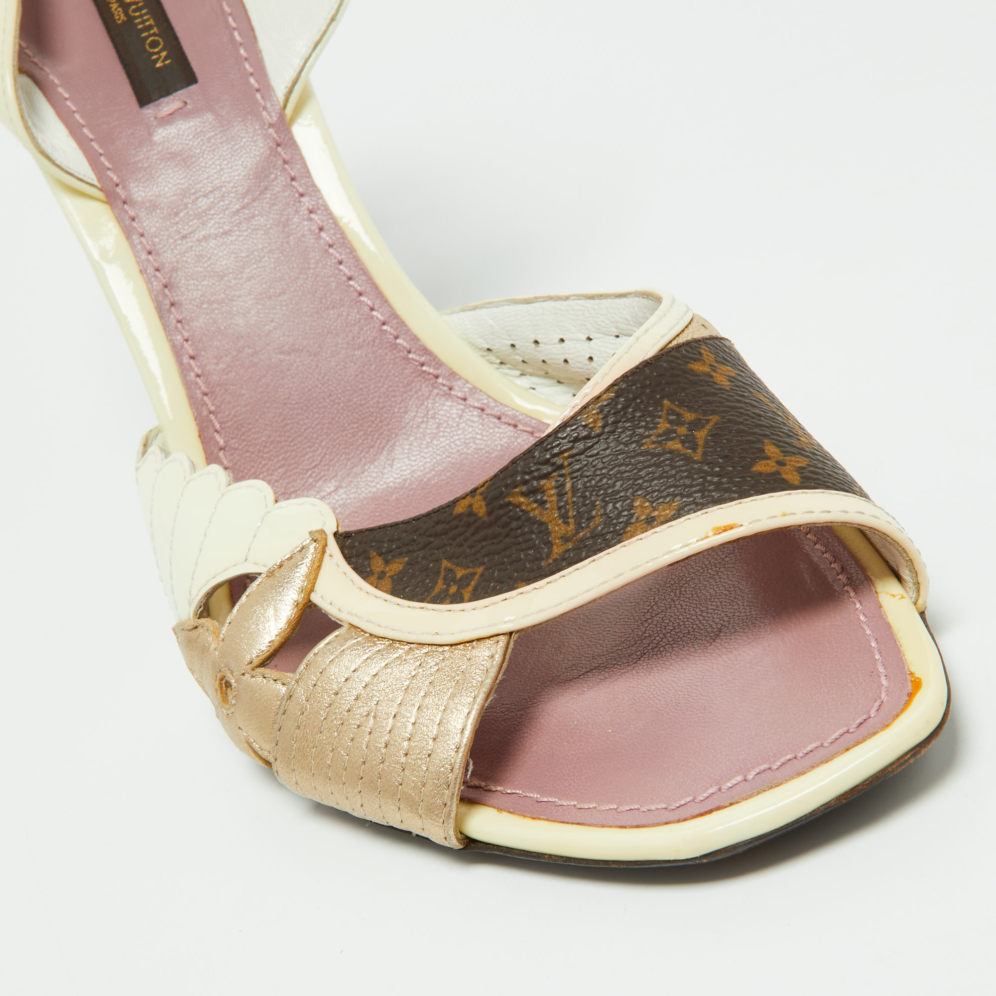 Louis Vuitton Cream/Brown Monogram Patent And Leather Slingback Sandals Size 41