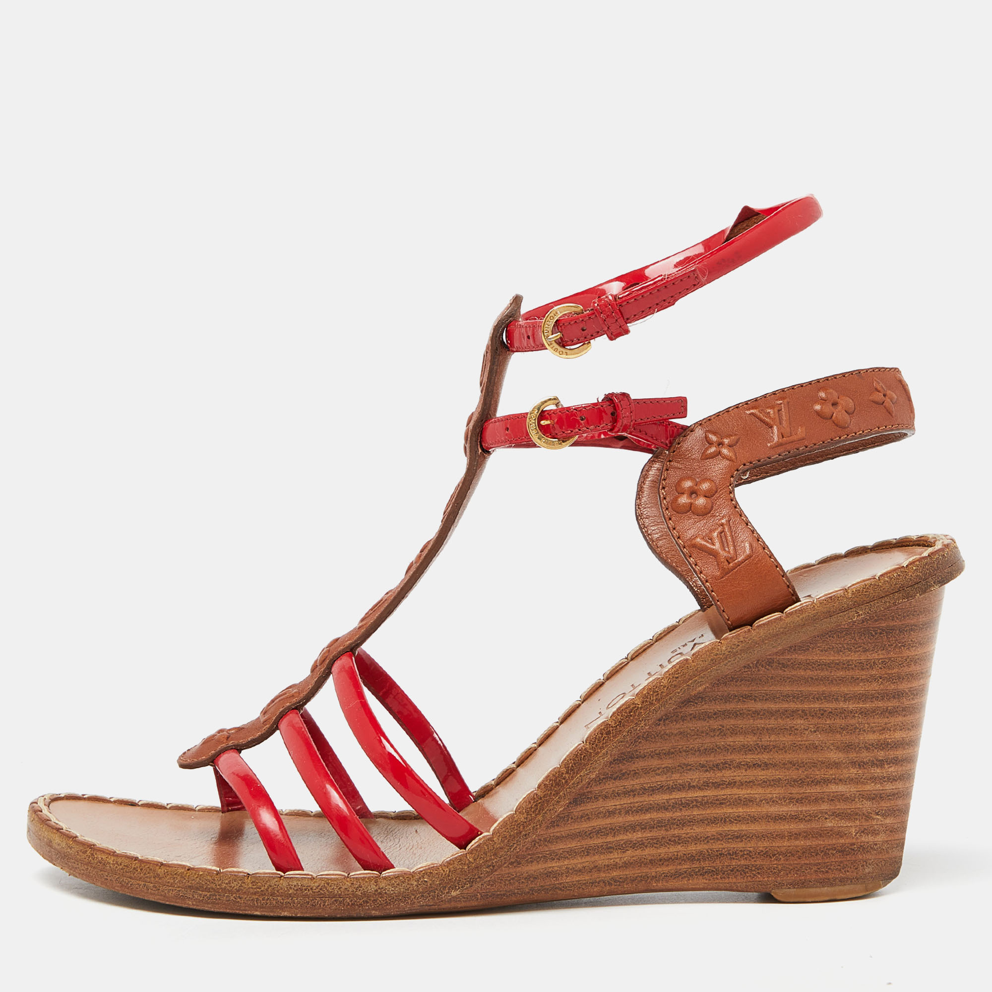 Louis vuitton brown/red monogram embossed leather and patent t-strap wedge sandals size 37.5